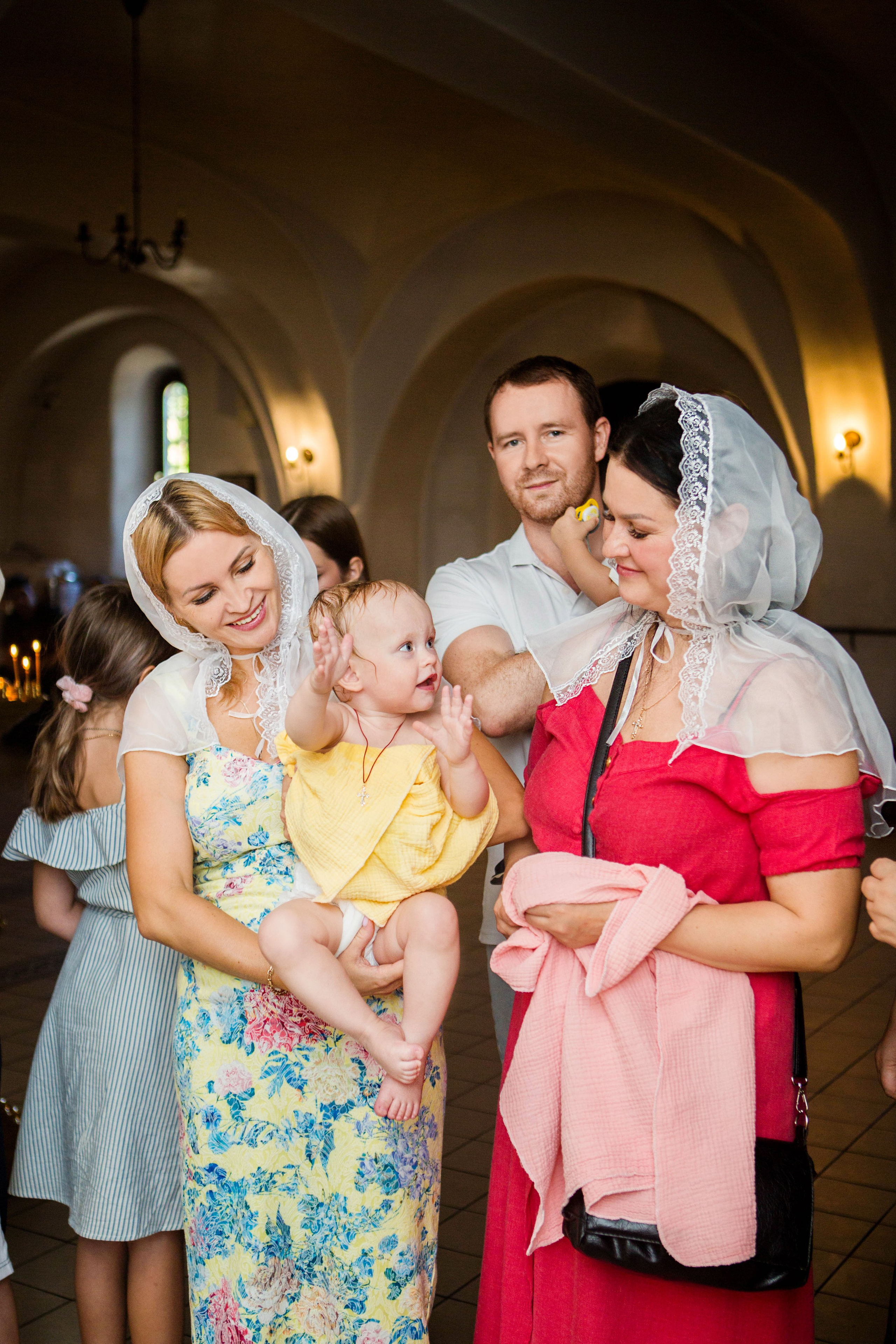 Крещение Феоны. Храм Воскресения Христова (Памирская). Свадебный семейный и детский фотограф в Краснодаре Карина Федоровская