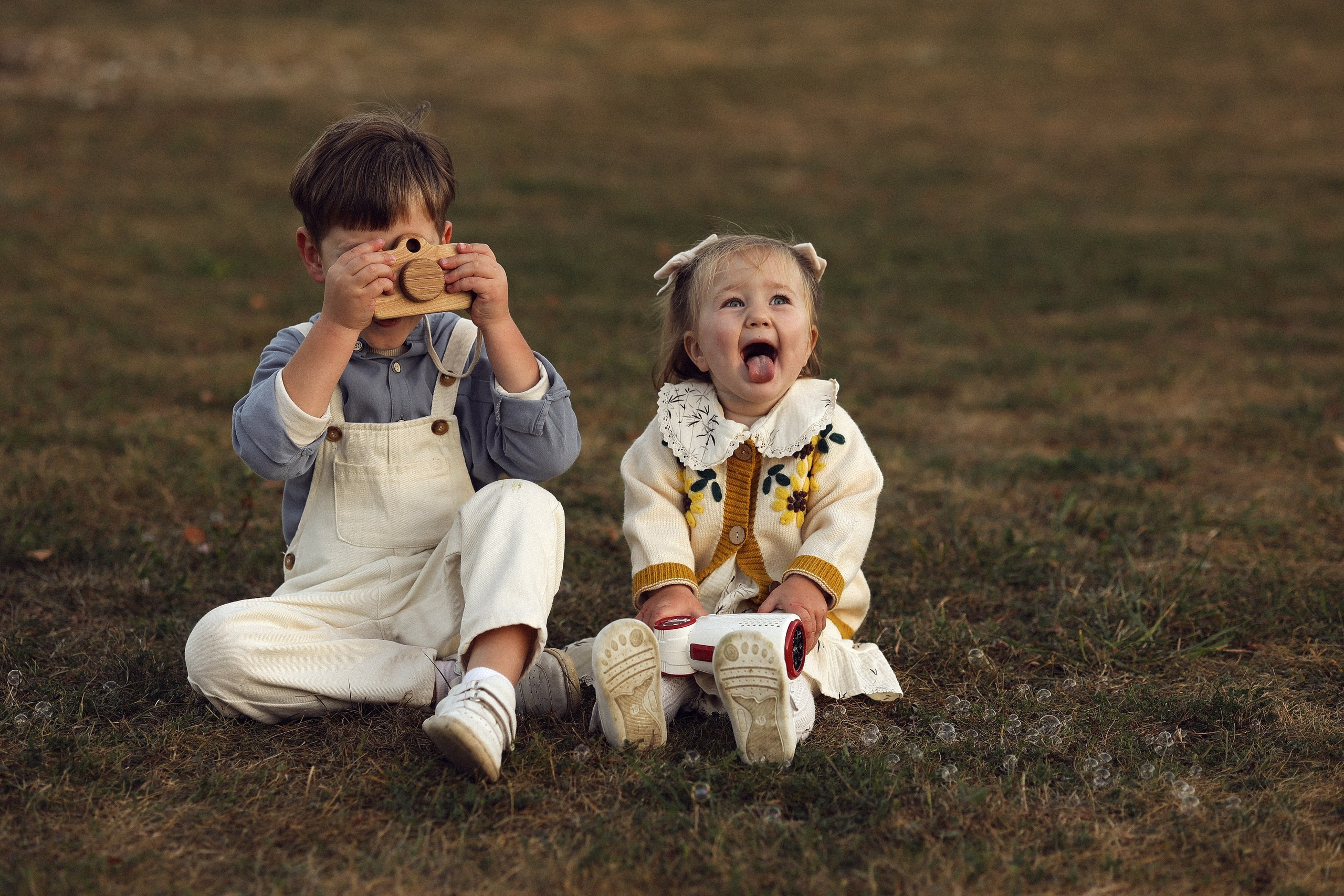 Олег, Анна, Саша и Вика в Мещерском парке. Настя Оленченко, портретный/семейный фотограф на цифру и плёнку Москва