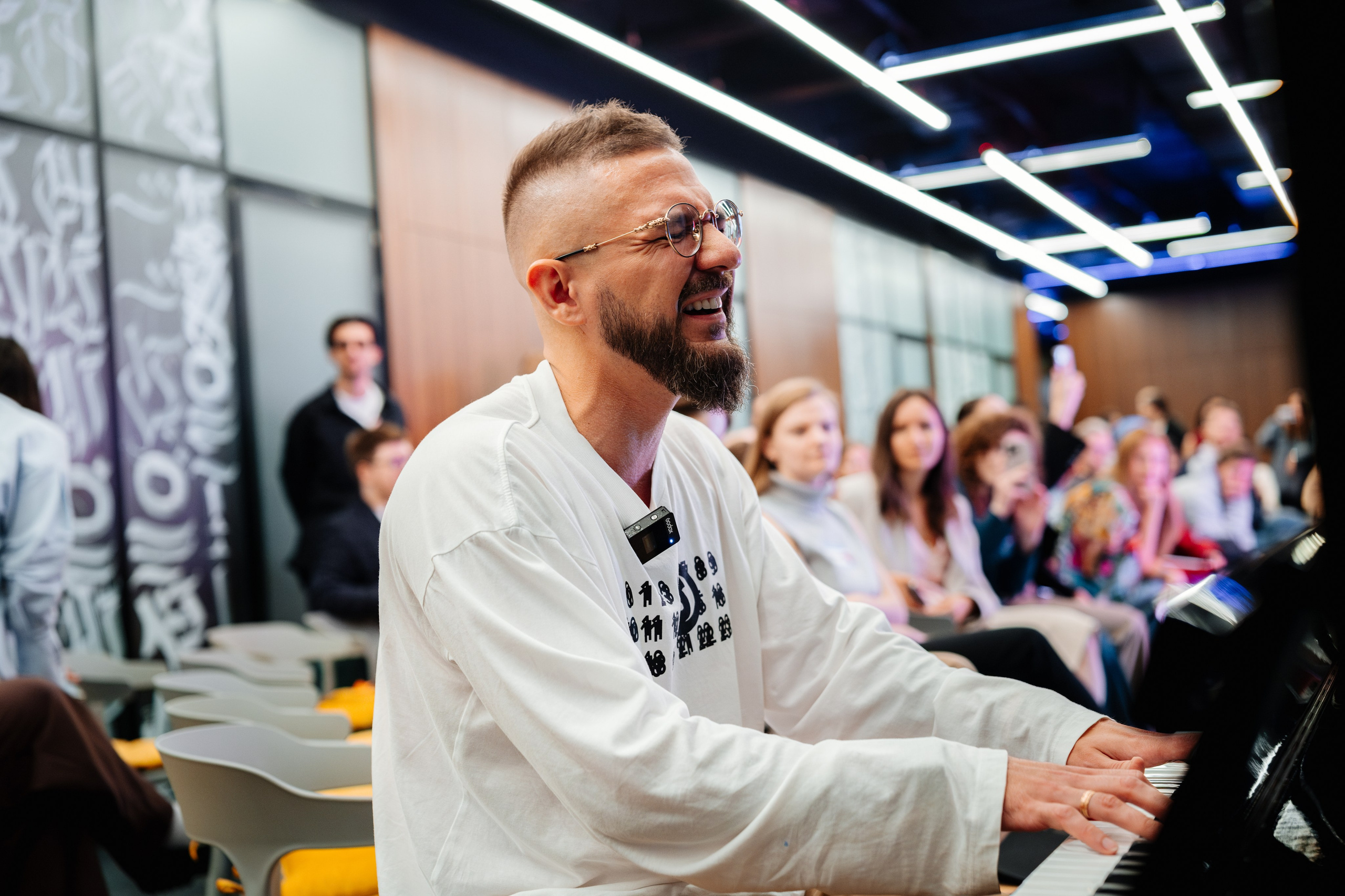 Нескучные финансы х Изионисты. Репортажный и портретный фотограф в Москве Илья Спиридонов