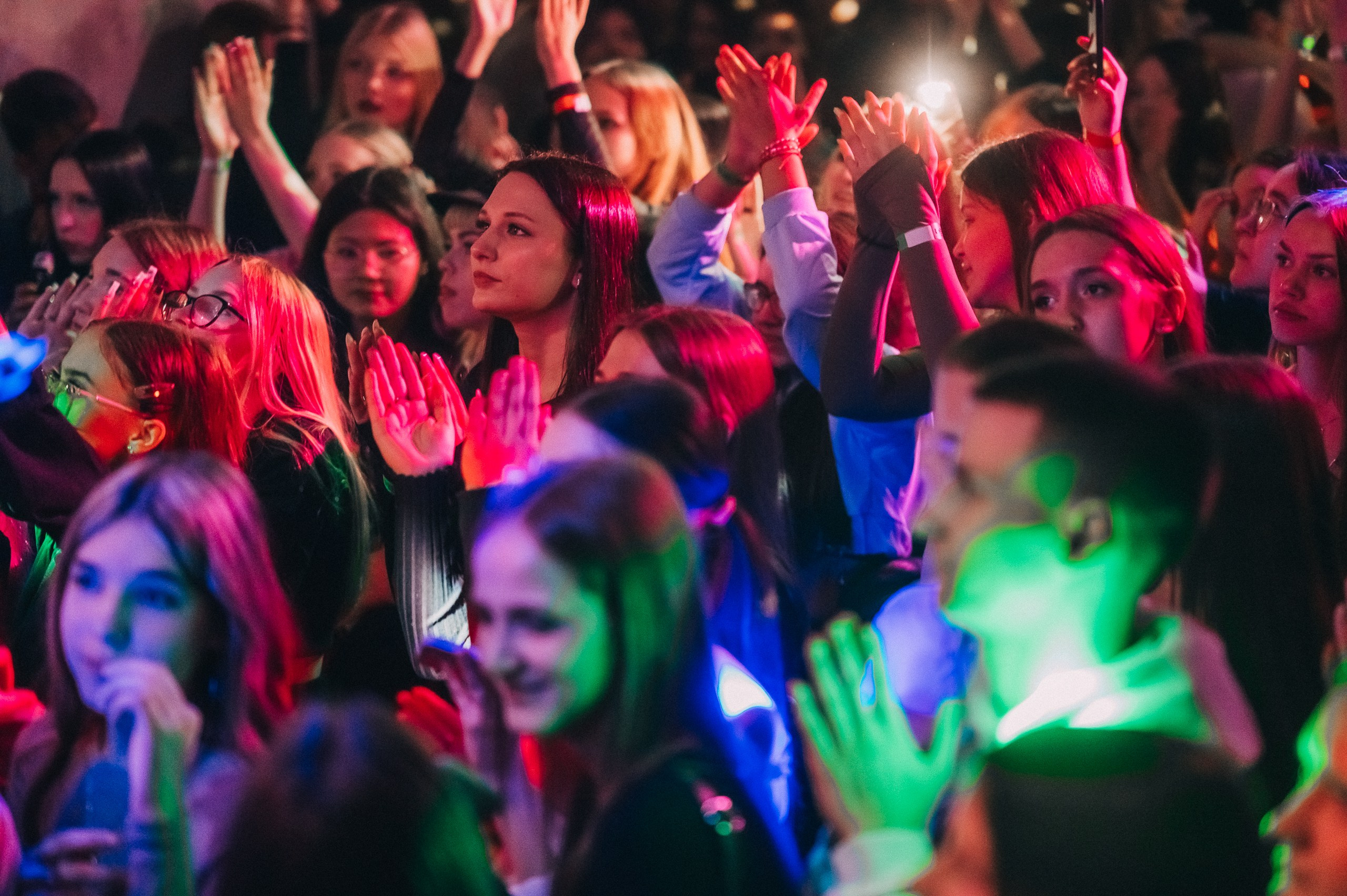 8 MARCH WOMENS DAY PARTY. Фотограф в Кемерово Владислав Шульц