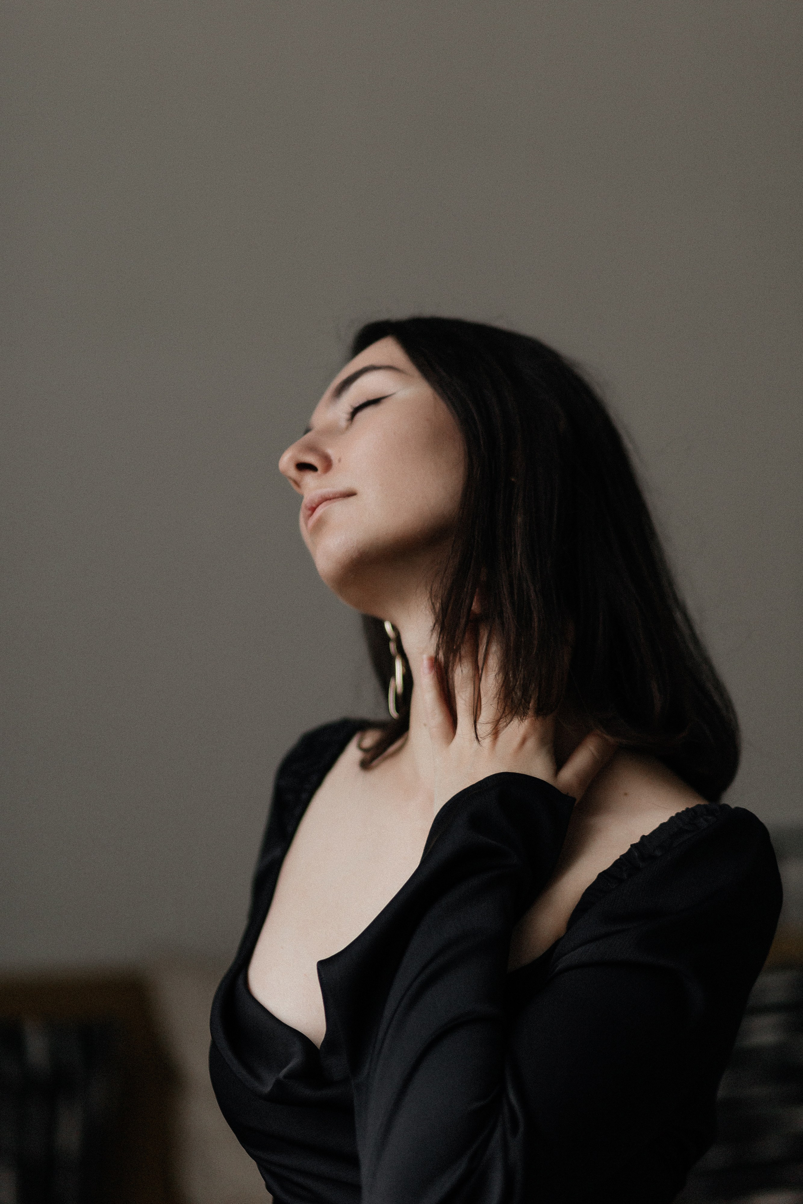 Девушка в черном платье — Лана. Свадебный фотограф в Нижнем Новгороде Генеральская Ира