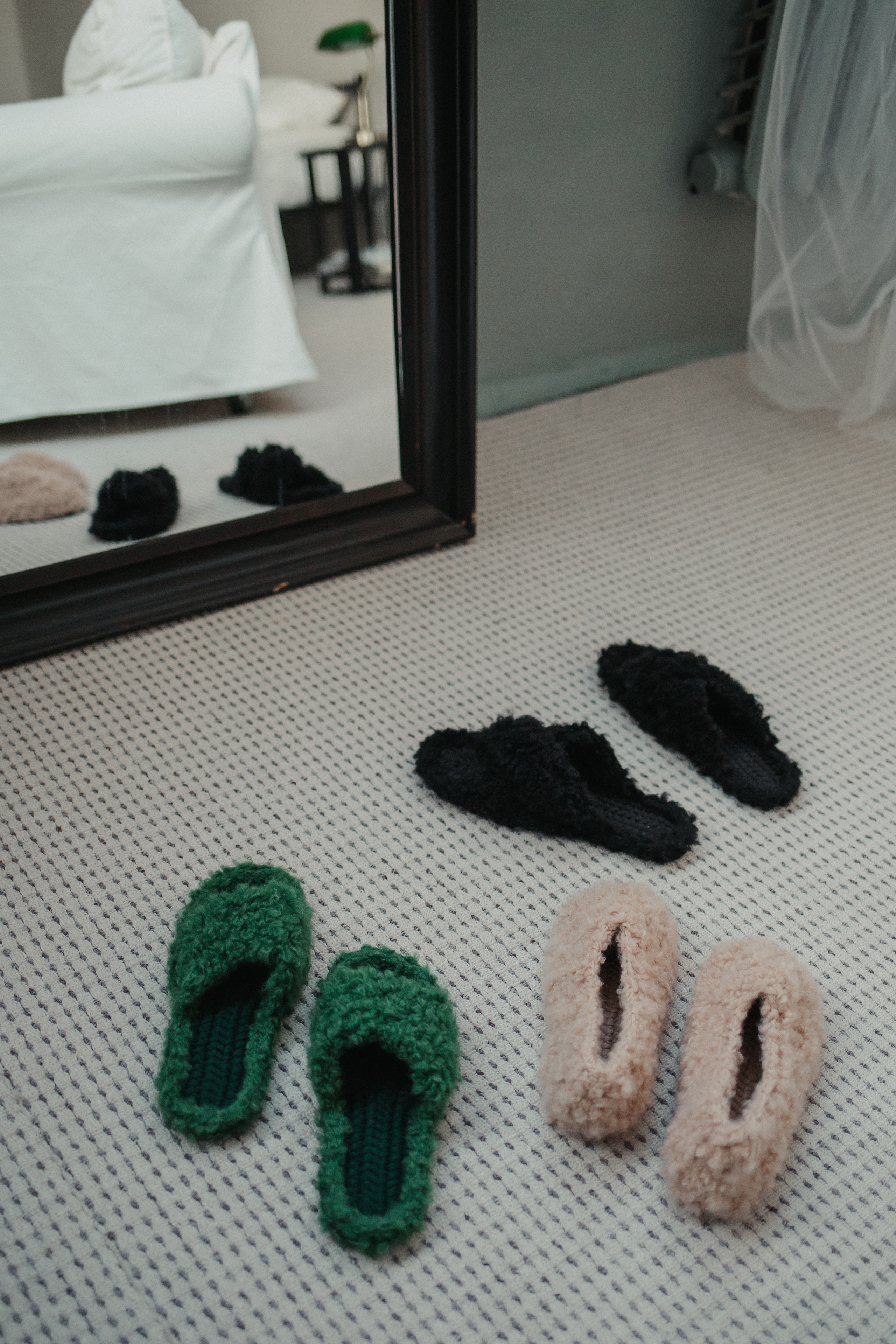 Для контента (тапочки). Фотограф Нижний Новгород