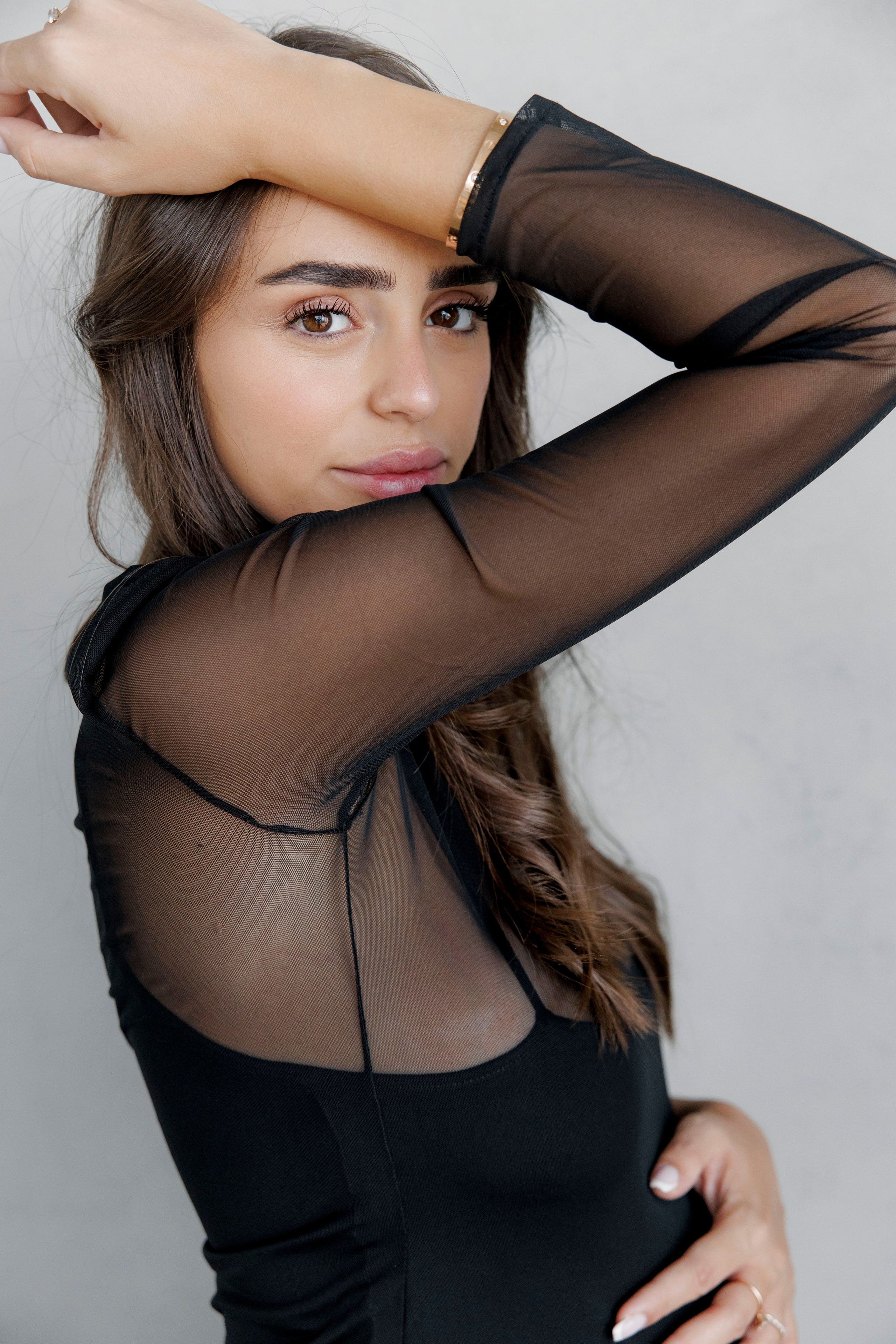 Pregnancy photoshoot inside the studio in Tel Aviv. Главная