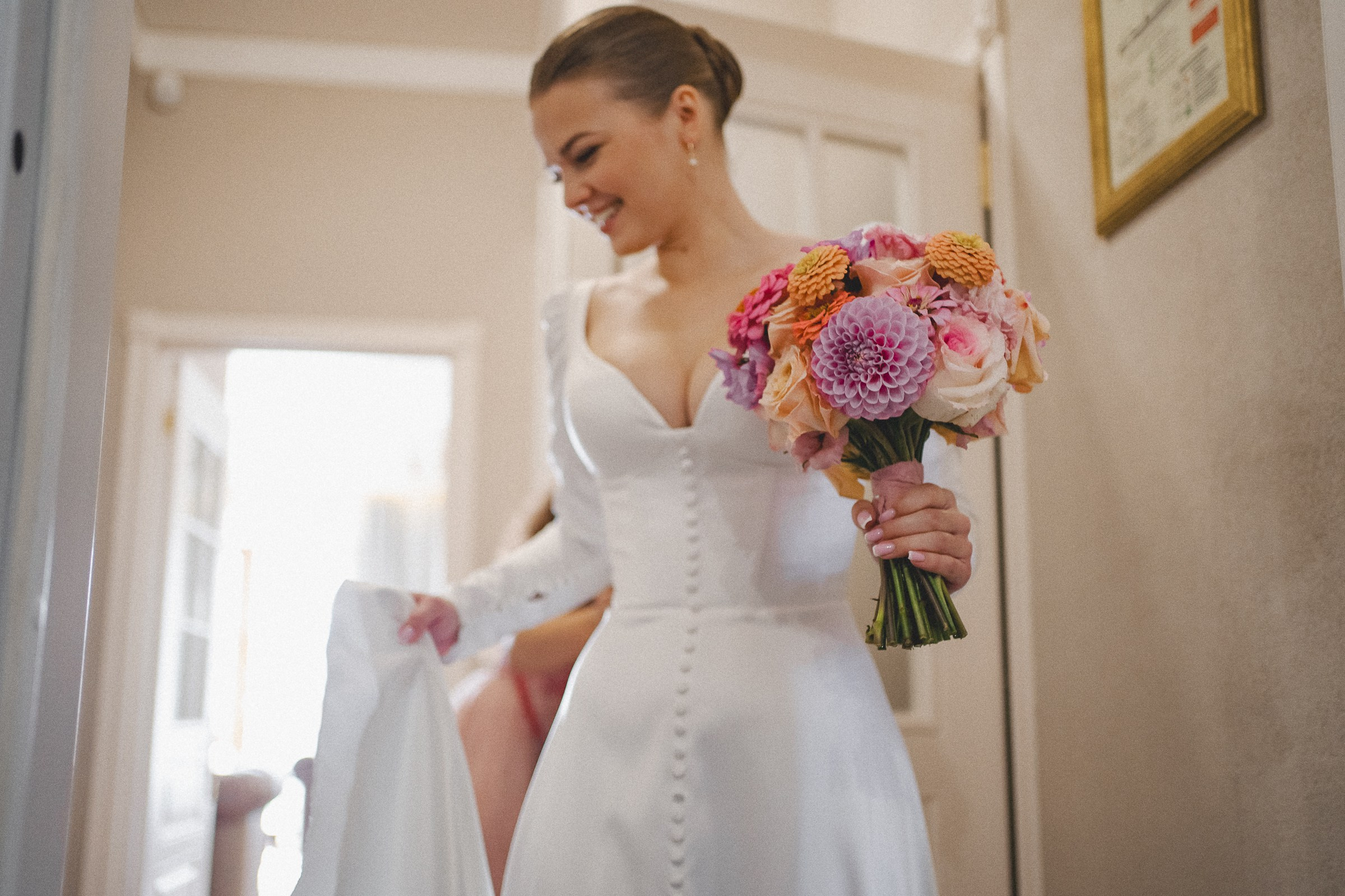 Запах цвета корал, фуксия, оранж. Свадебный фотограф Александр Осипов