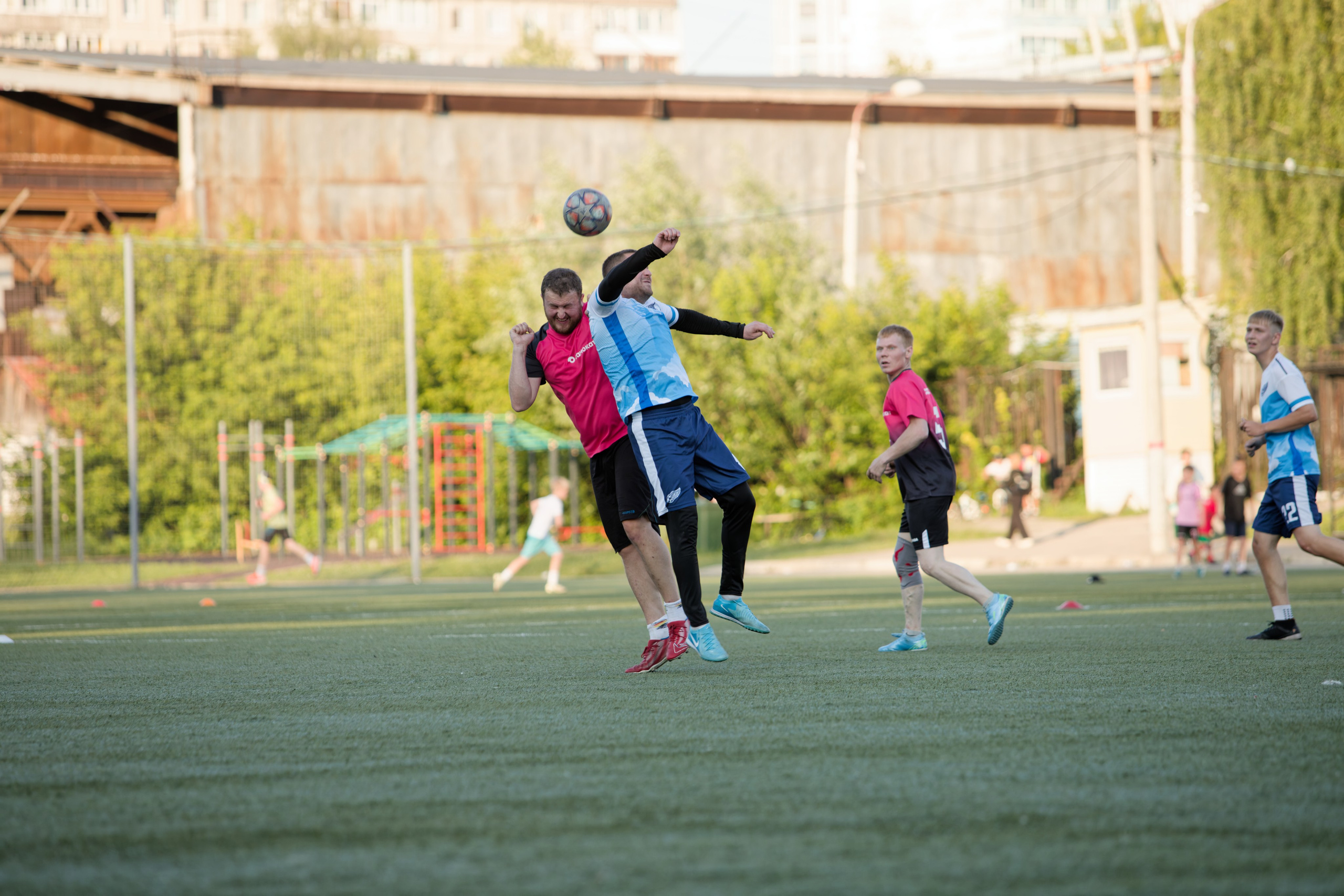 Любительская футбольная лига. Самокат-крылья. 25.06.2025. Репортажный и спортивный фотограф в г. Пермь Зильберг Павел