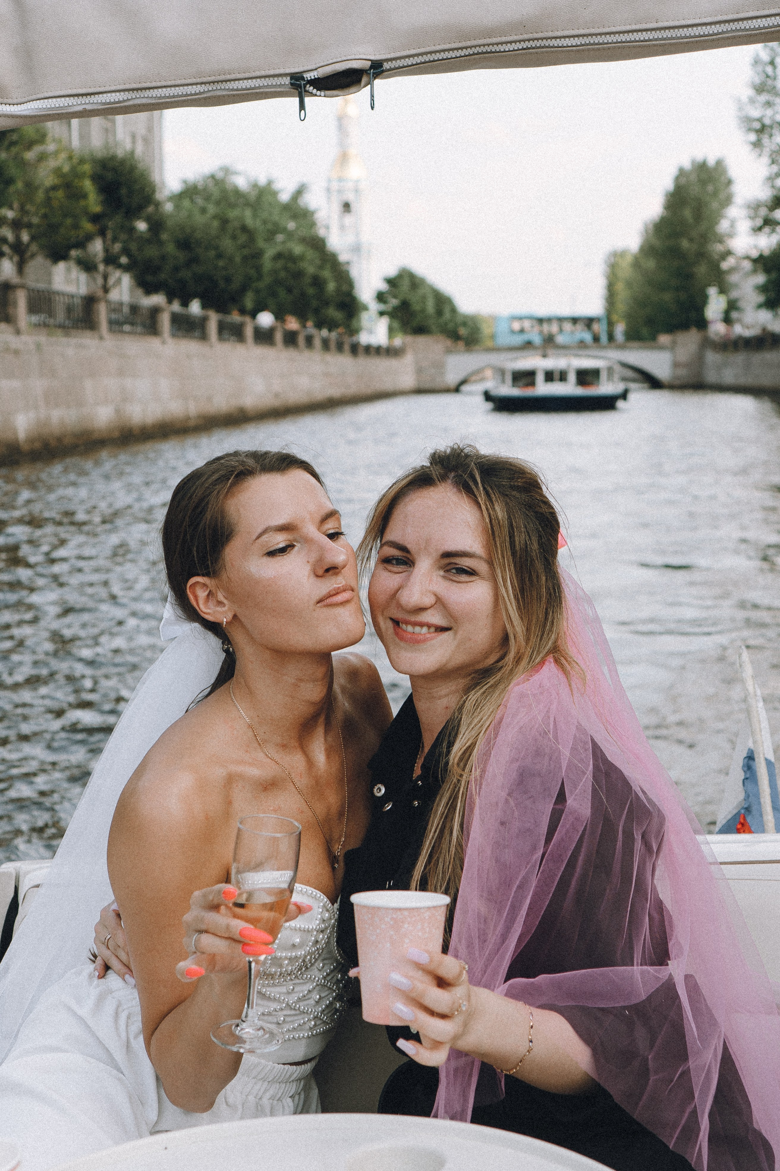ДЕВИЧНИК НА КАТЕРЕ. Профессиональный фотограф, Санкт-Петербург — Виктория Богомолова