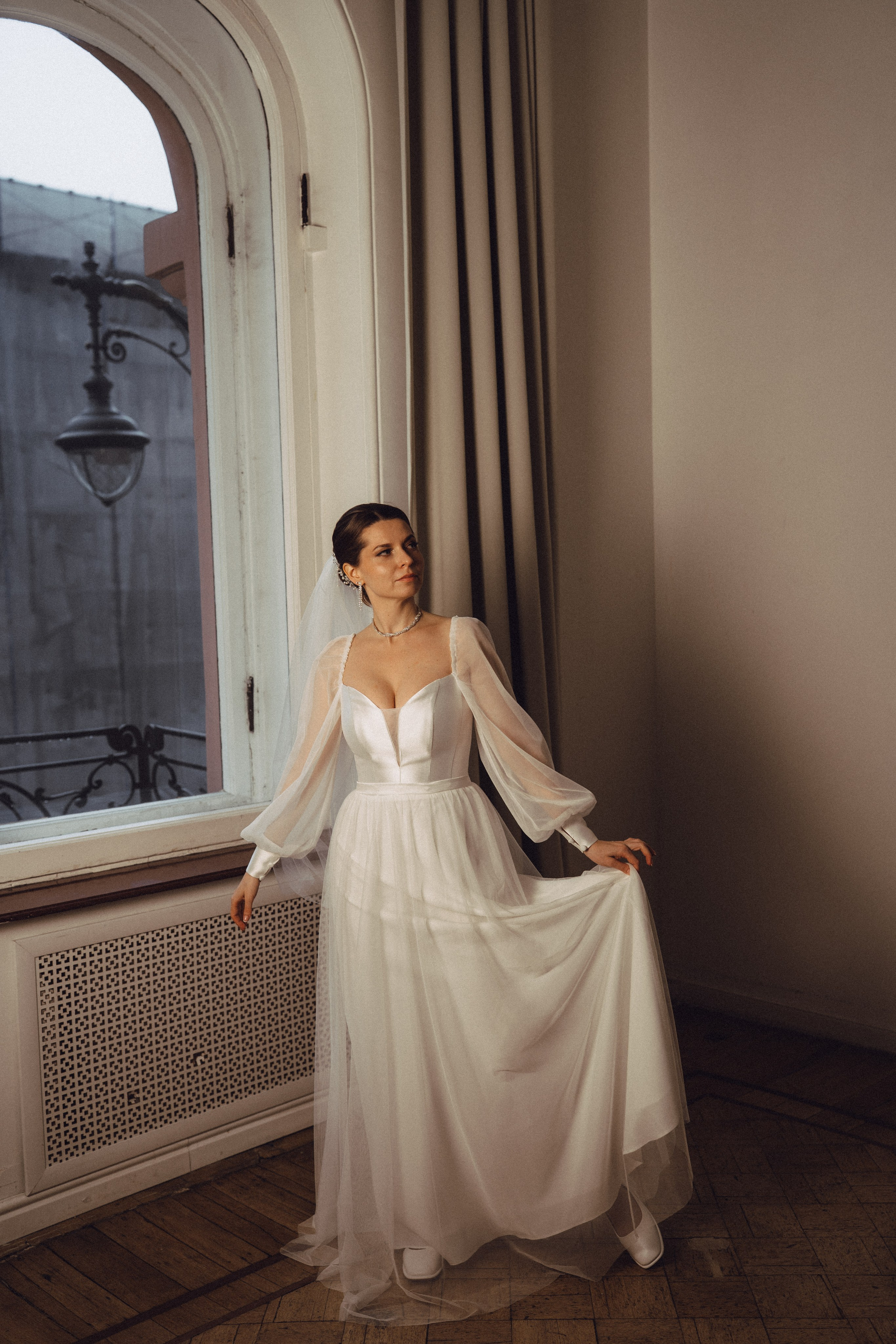 СВАДЕБНАЯ СЬЕМКА ВО ВТОРОМ ДВОРЦЕ (ДЕКАБРЬ) ТАКЖЕ СЬЕМКА В СТУДИИ НА ЧЕРНЫШЕВСКОЙ. Профессиональный фотограф, Санкт-Петербург — Виктория Богомолова