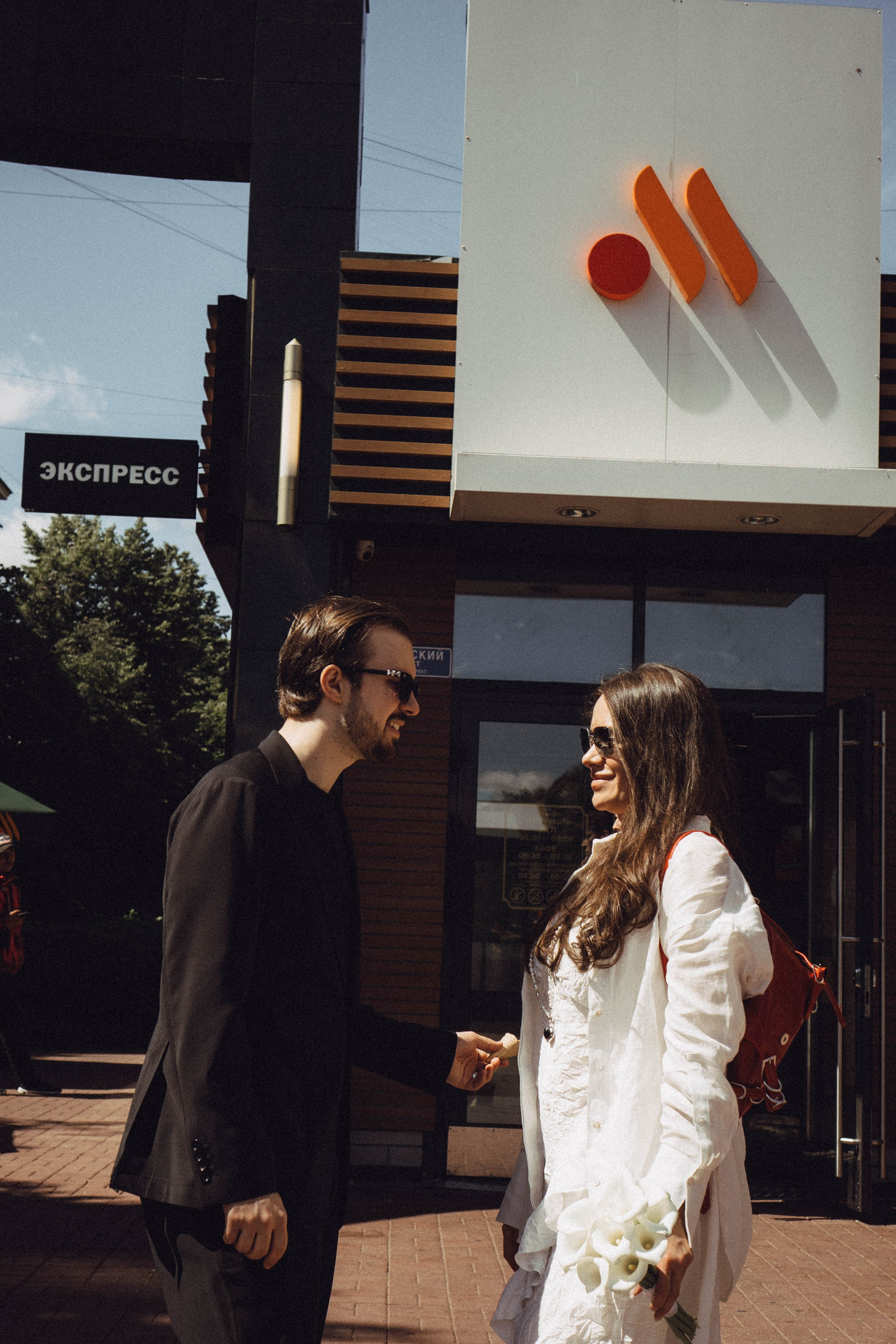 СВАДЕБНАЯ СЬЕМКА В ПАРКЕ ПОБЕДЫ И ПРОГУЛКА ПО МОСКОВСКОМУ ПРОСПЕКТУ. Профессиональный фотограф, Санкт-Петербург — Виктория Богомолова