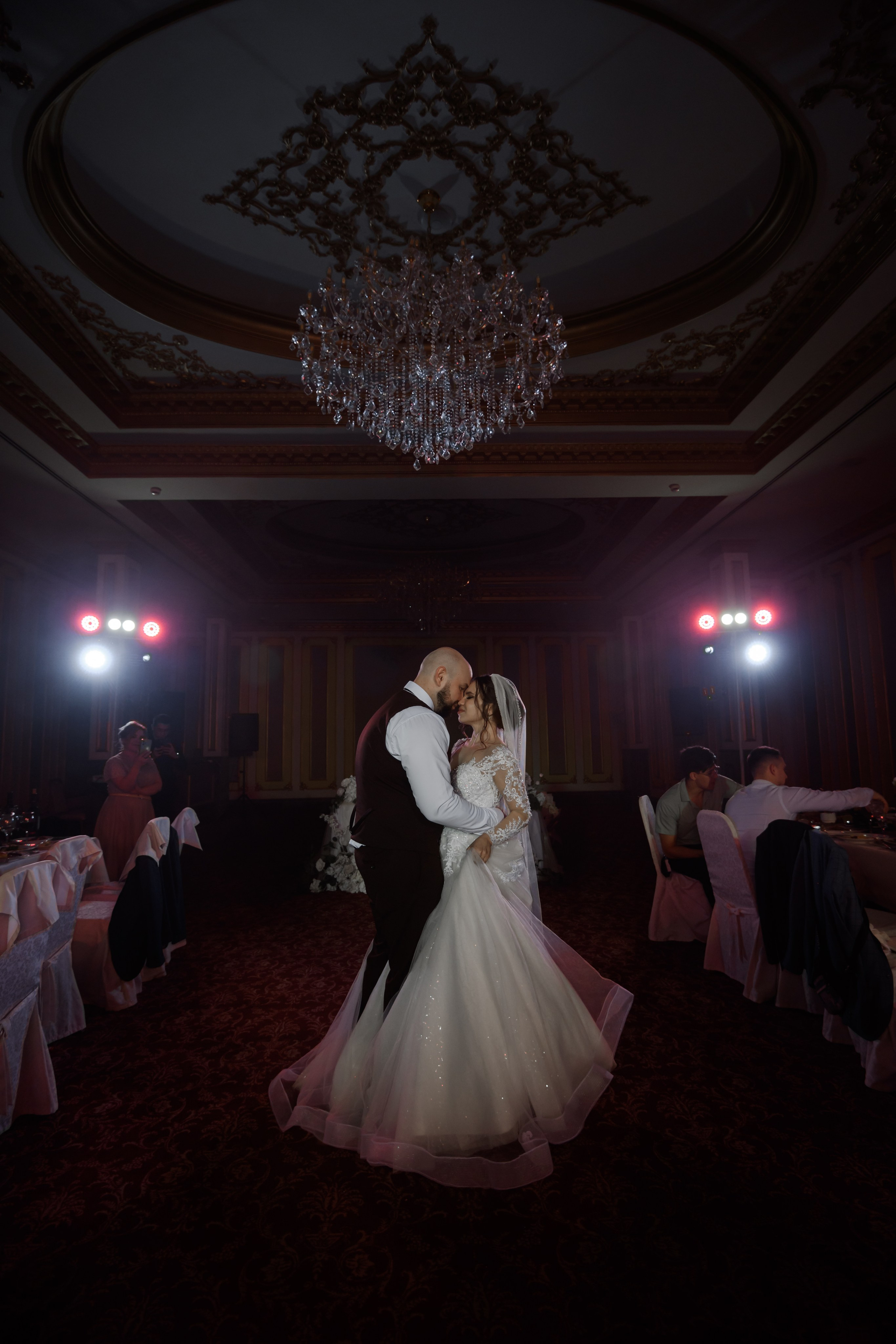 V & D. Свадебный фотограф в г. Астрахань. Так же выезжаю в другие города