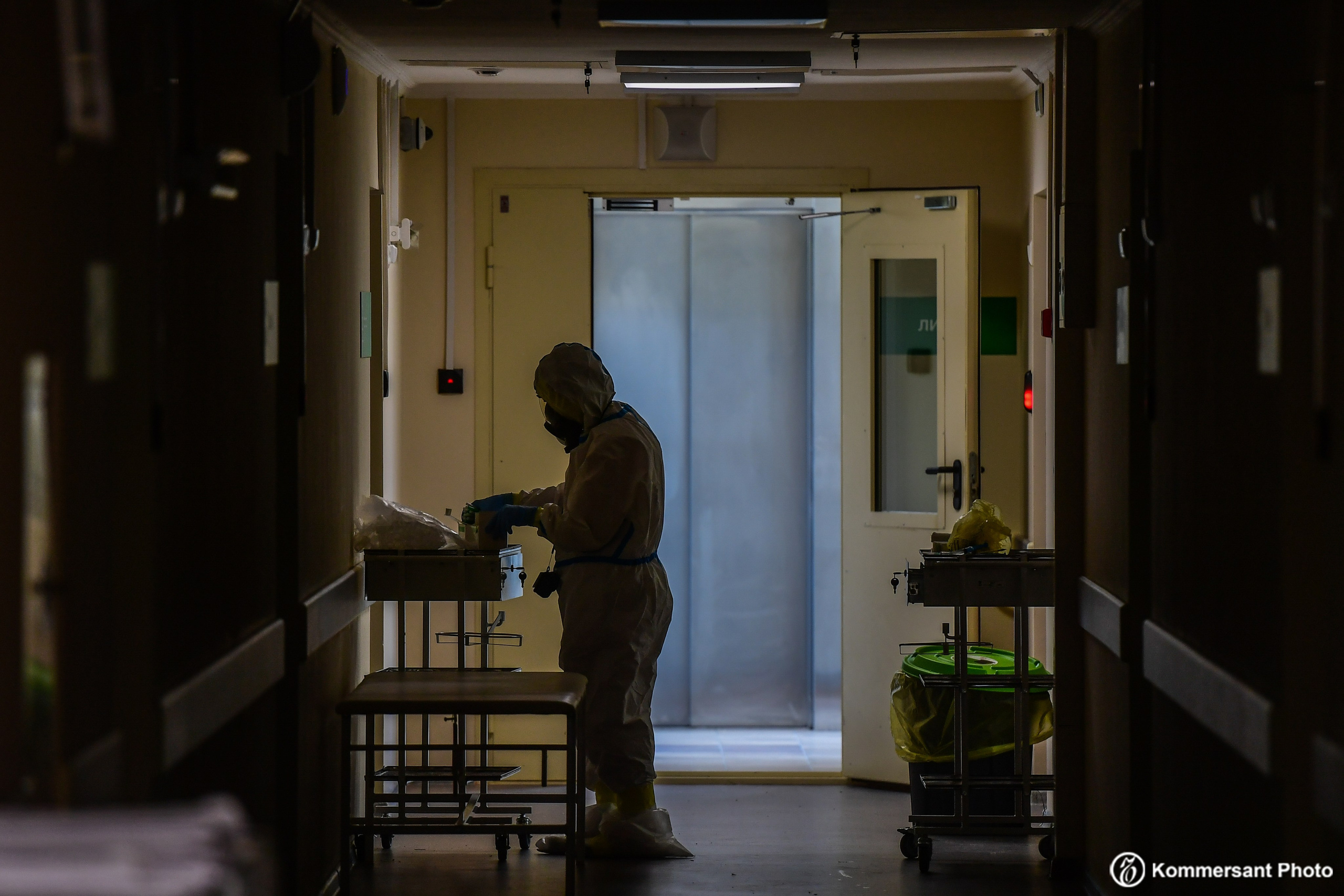 Пандемия Covid-19. Игорь Иванко — Репортажный и событийный фотограф. Москва