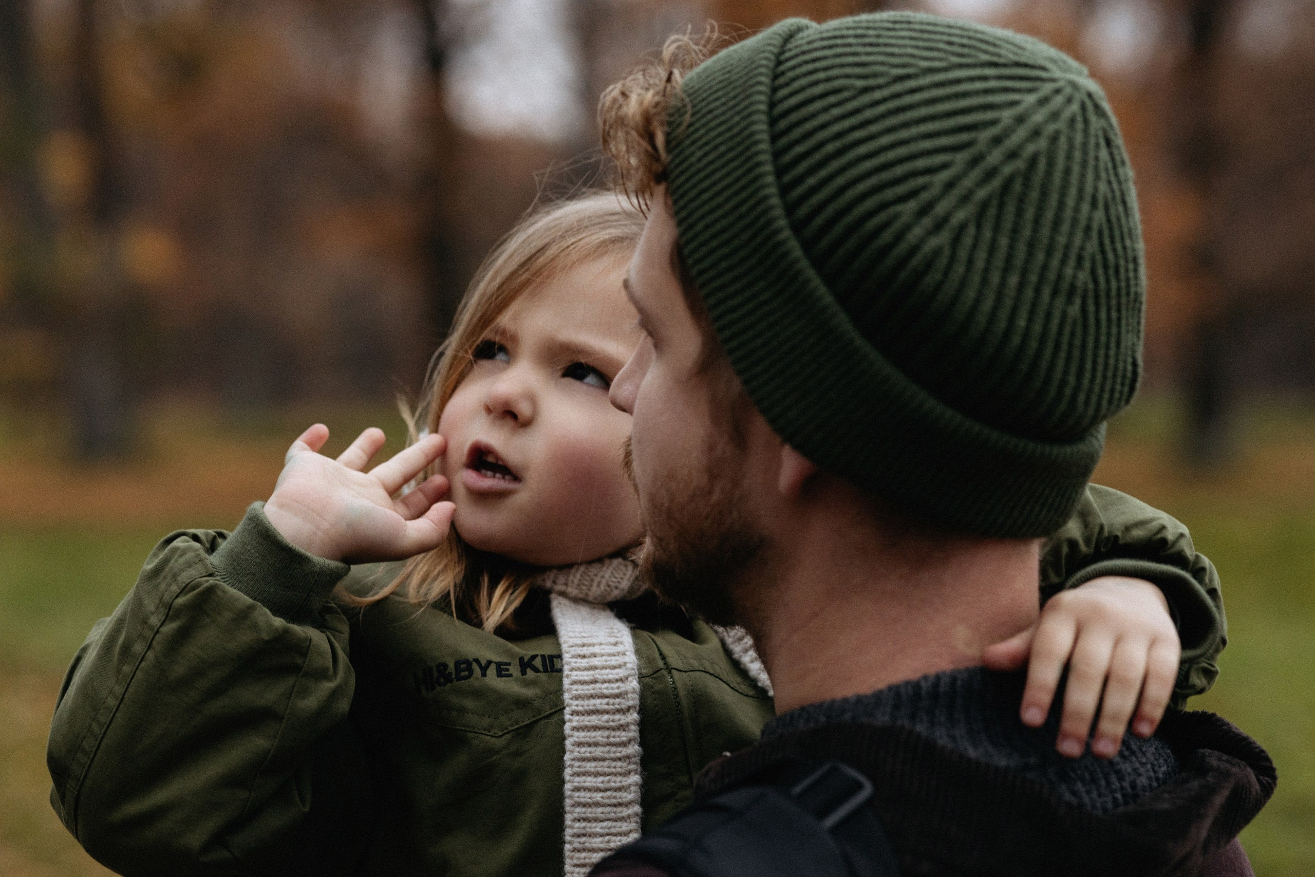 Семейная осенняя фотосессия в парке. Вера Пьянцева семейный, свадебный и парный фотограф в Санкт-Петербурге