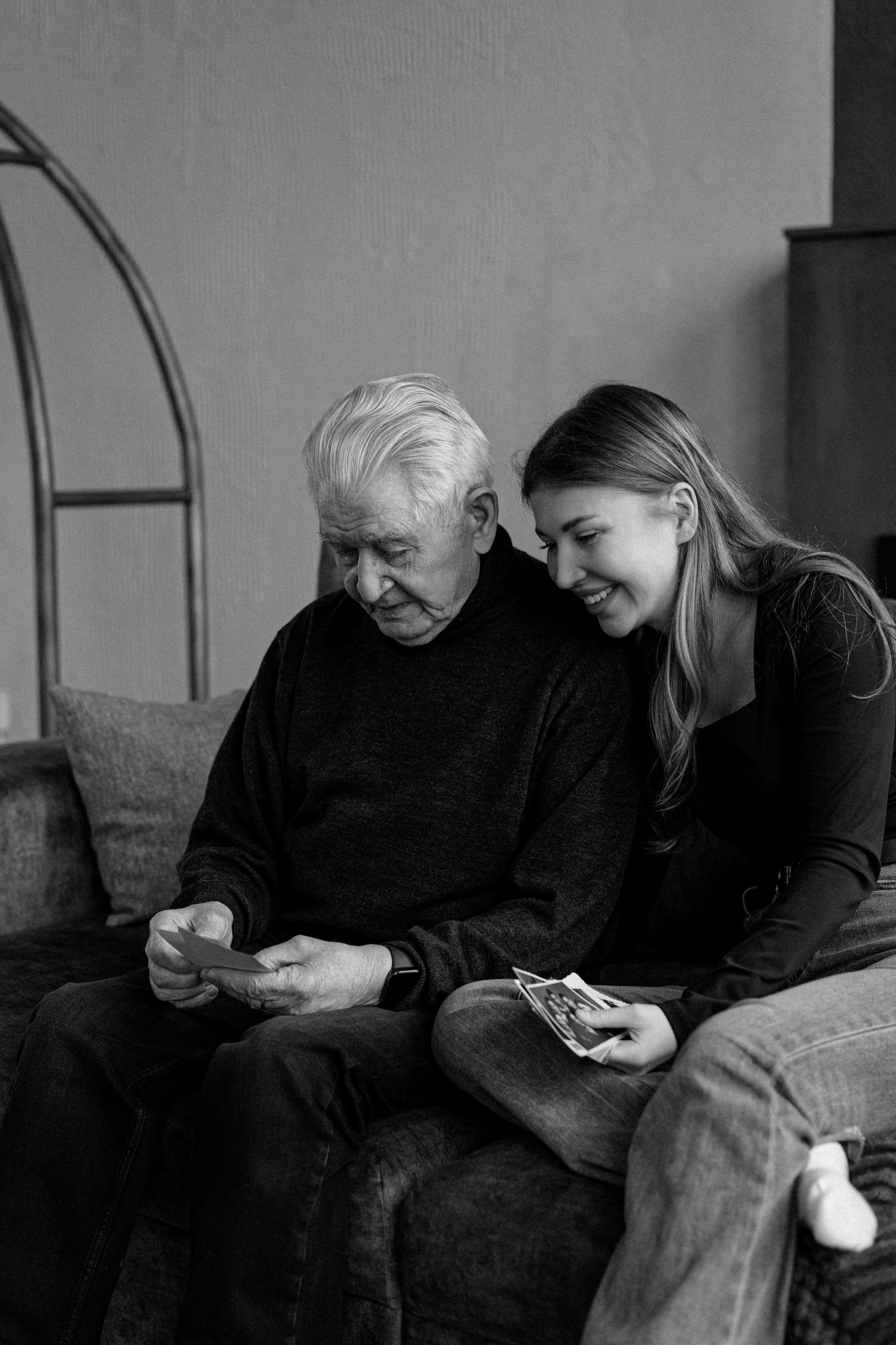 Анастасия и дедушка. Свадебный и семейный фотограф в Калининграде Анастасия Гриценко