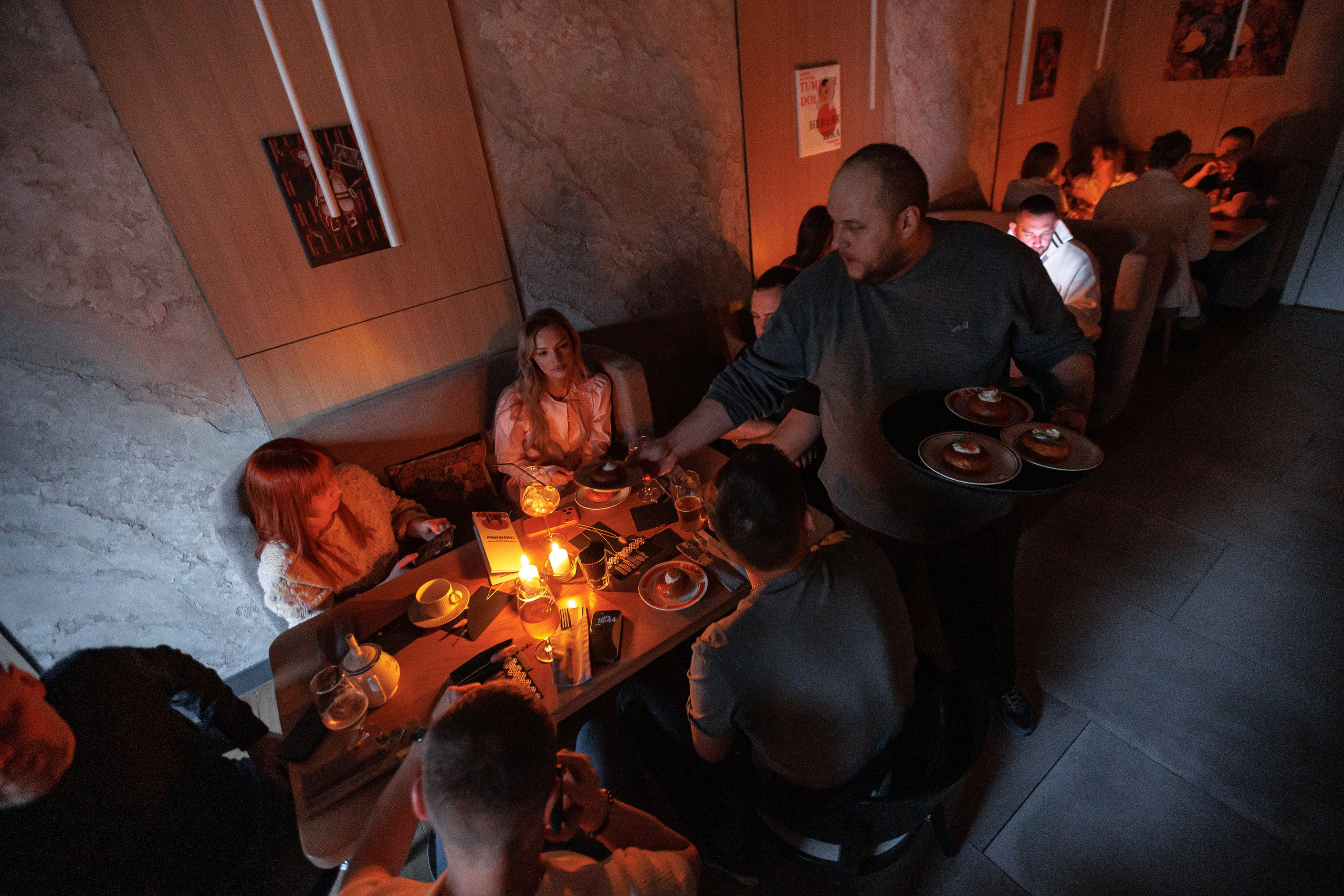 Гастроужин Поселенцы в гостях у Самозванцев