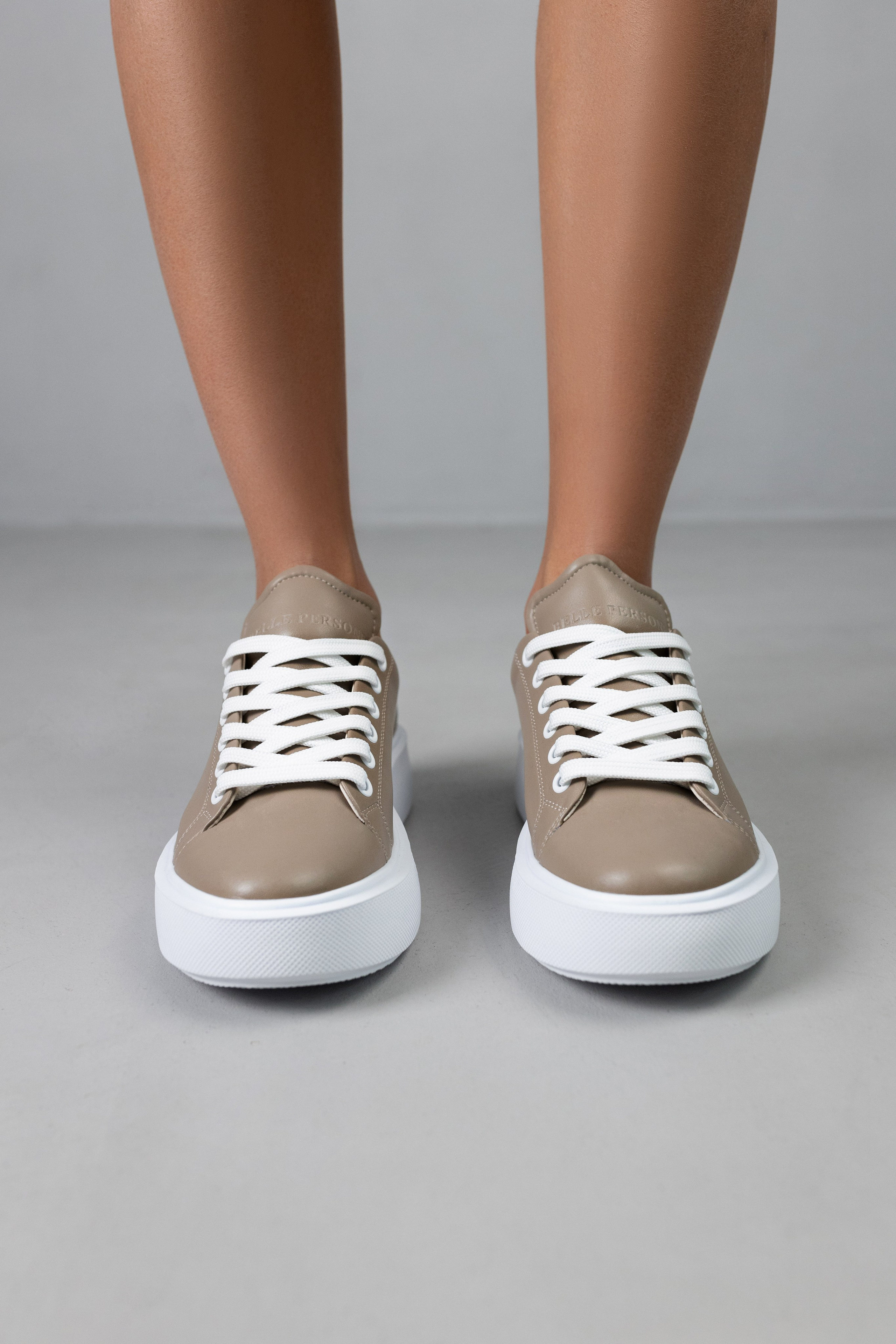 Кроссовки. Фотограф в Ростове-на-Дону Мария Аверина