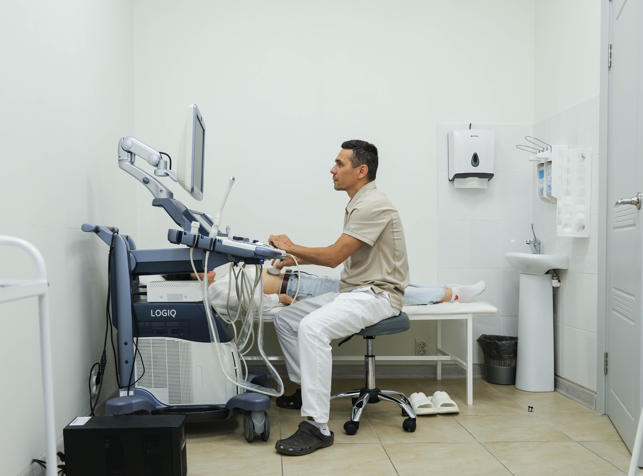 Съемка для медицинского центра. Фотограф на камеру и мобильная съемка в Казани Лидия