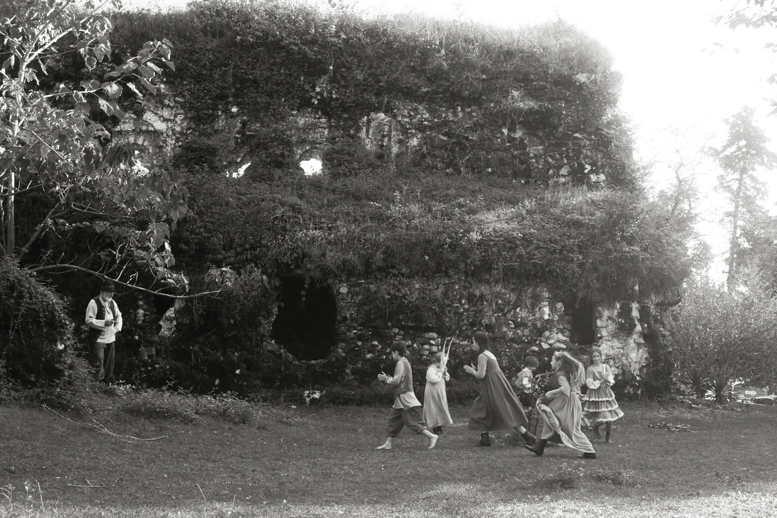 Кинематографическая съемка. Старик и дети. Ekaterina Beridze