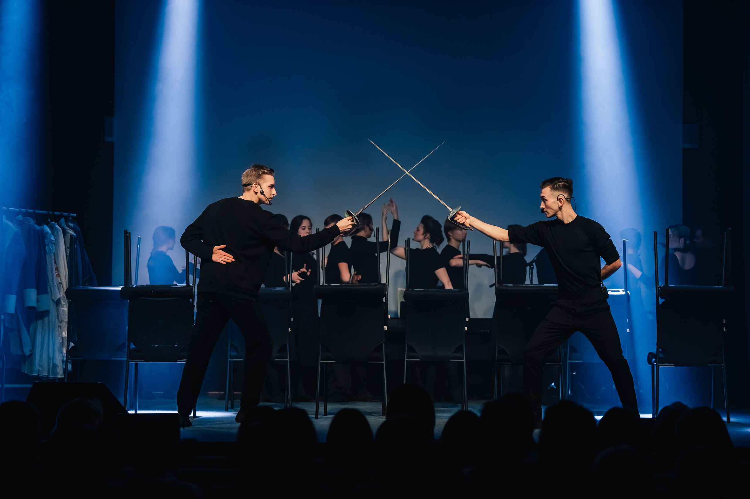 Спектакль «Золушка. Игра в сказку.». Художник по свету Максим Сергачев