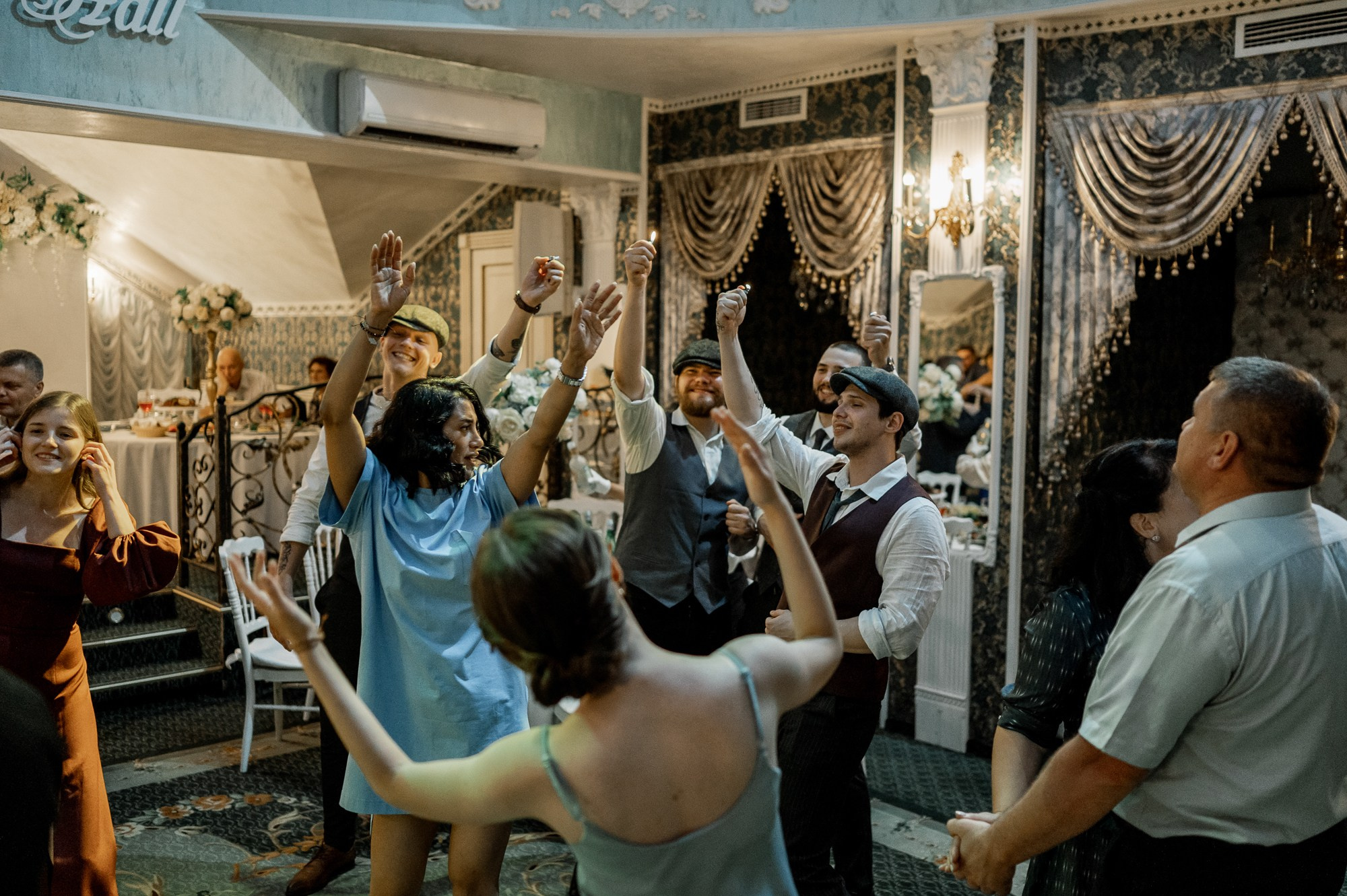 Вячеслав и Екатерина. Свадебный фотограф в Тюмени Анастасия Конева