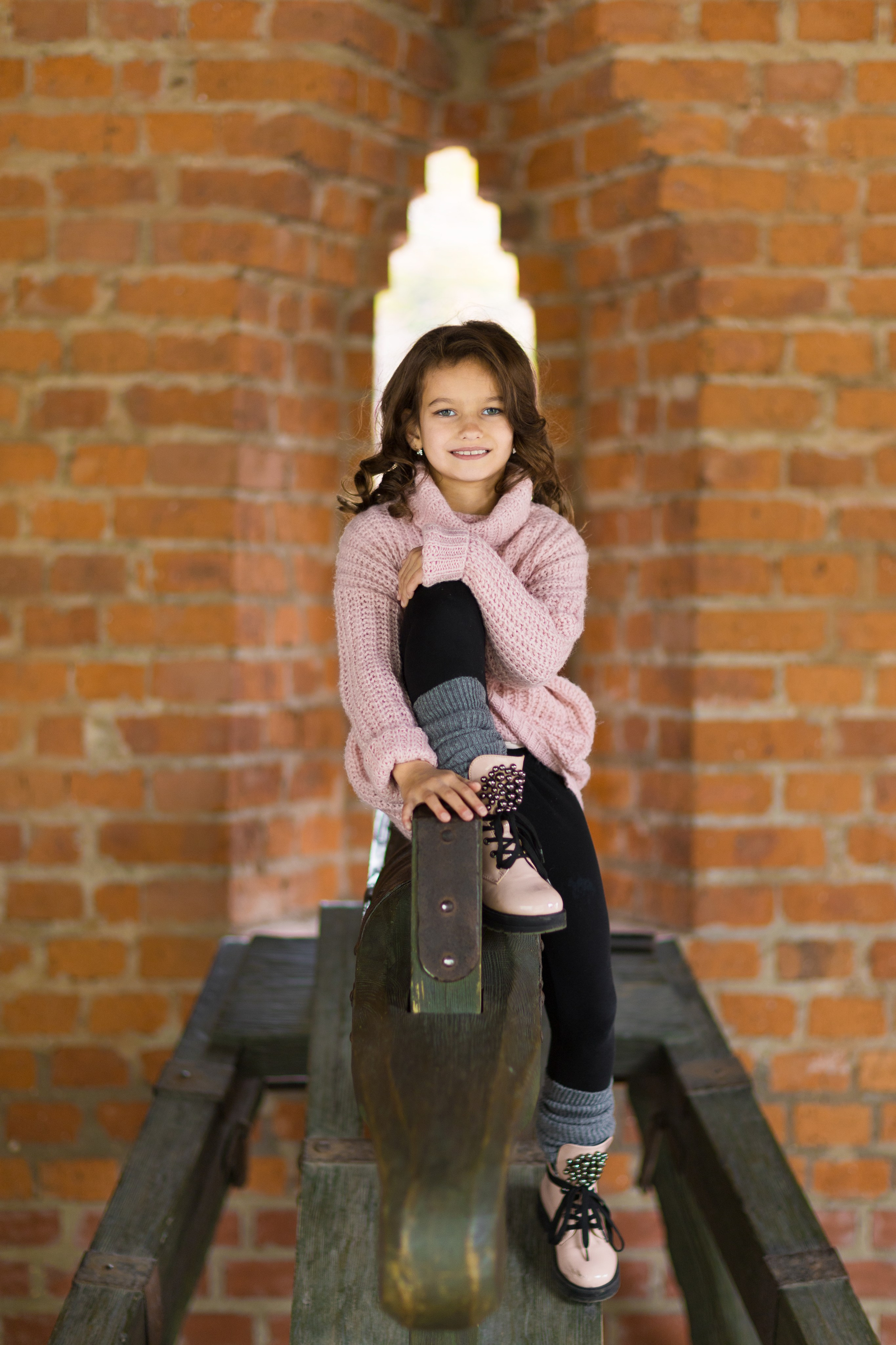 Модельное портфолио улица (детское). Photomantis