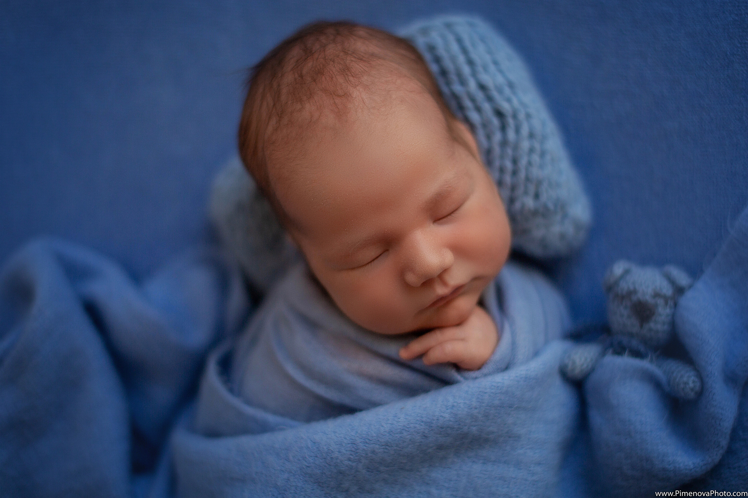Новорождённые. Семейный и детский фотограф в Петрозаводске