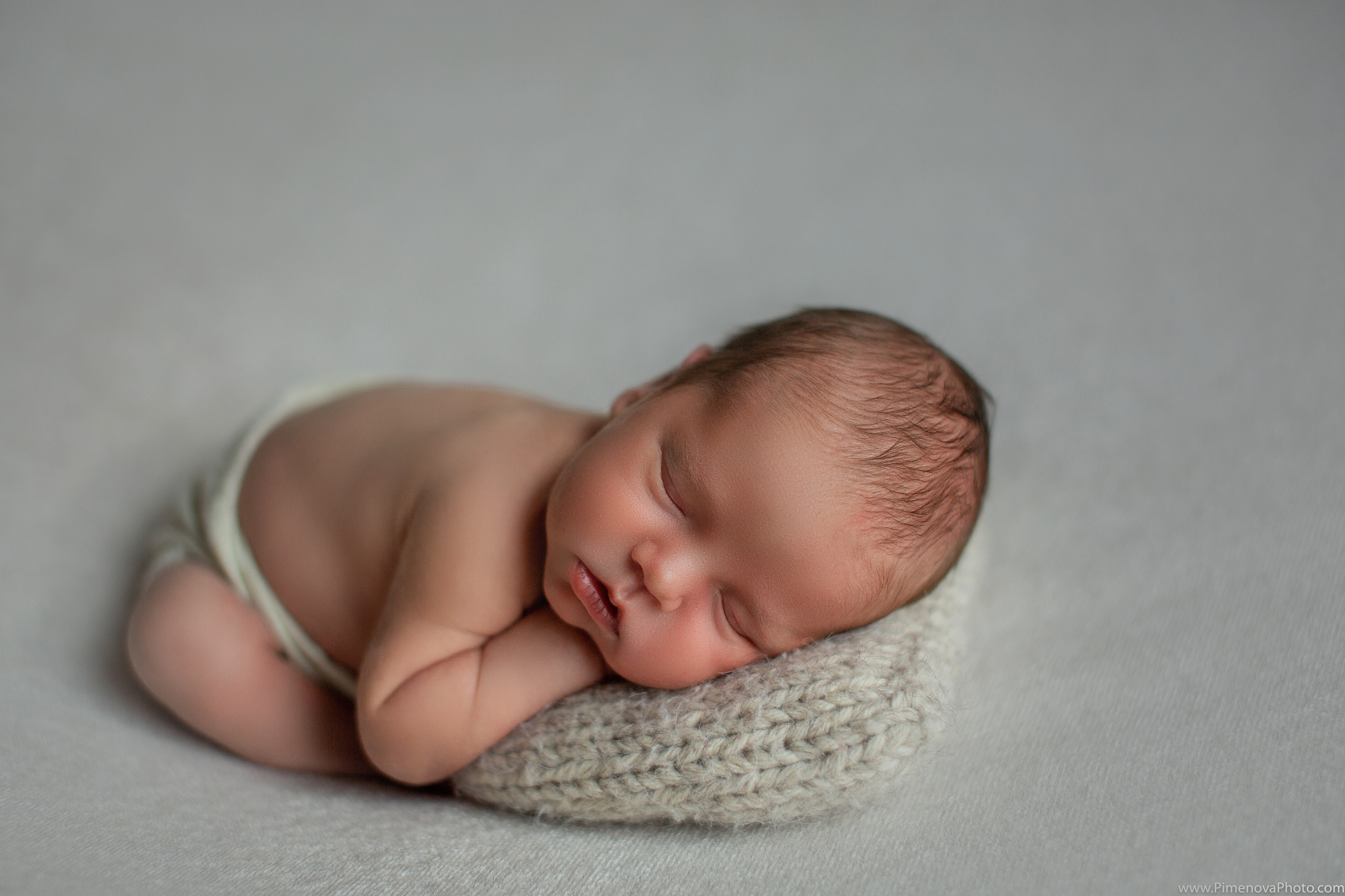 Новорождённые. Семейный и детский фотограф в Петрозаводске