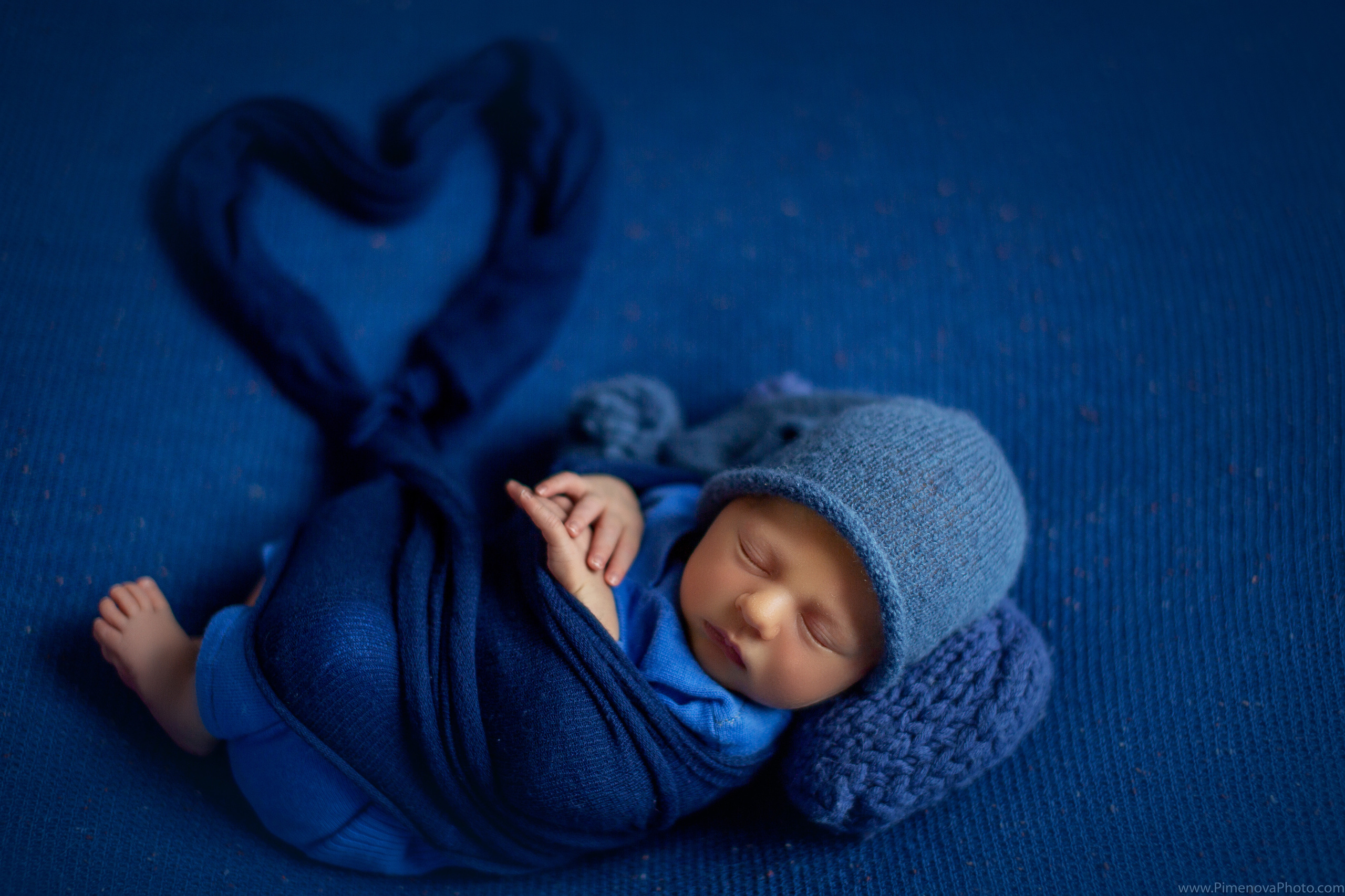 Новорождённые. Семейный и детский фотограф в Петрозаводске