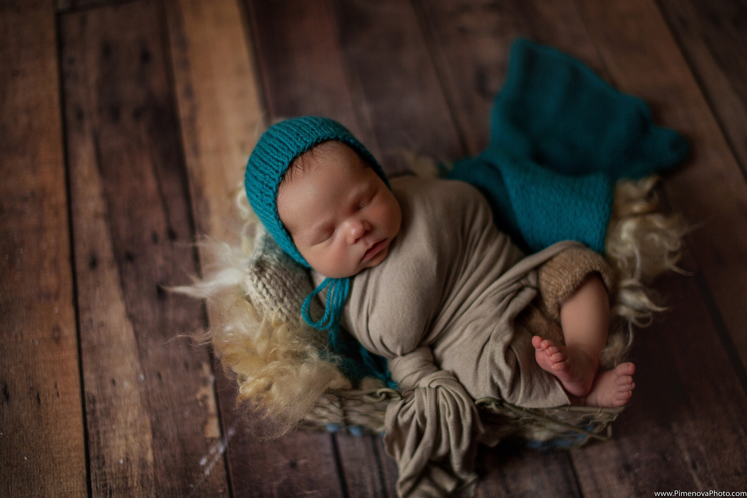 Новорождённые. Семейный и детский фотограф в Петрозаводске