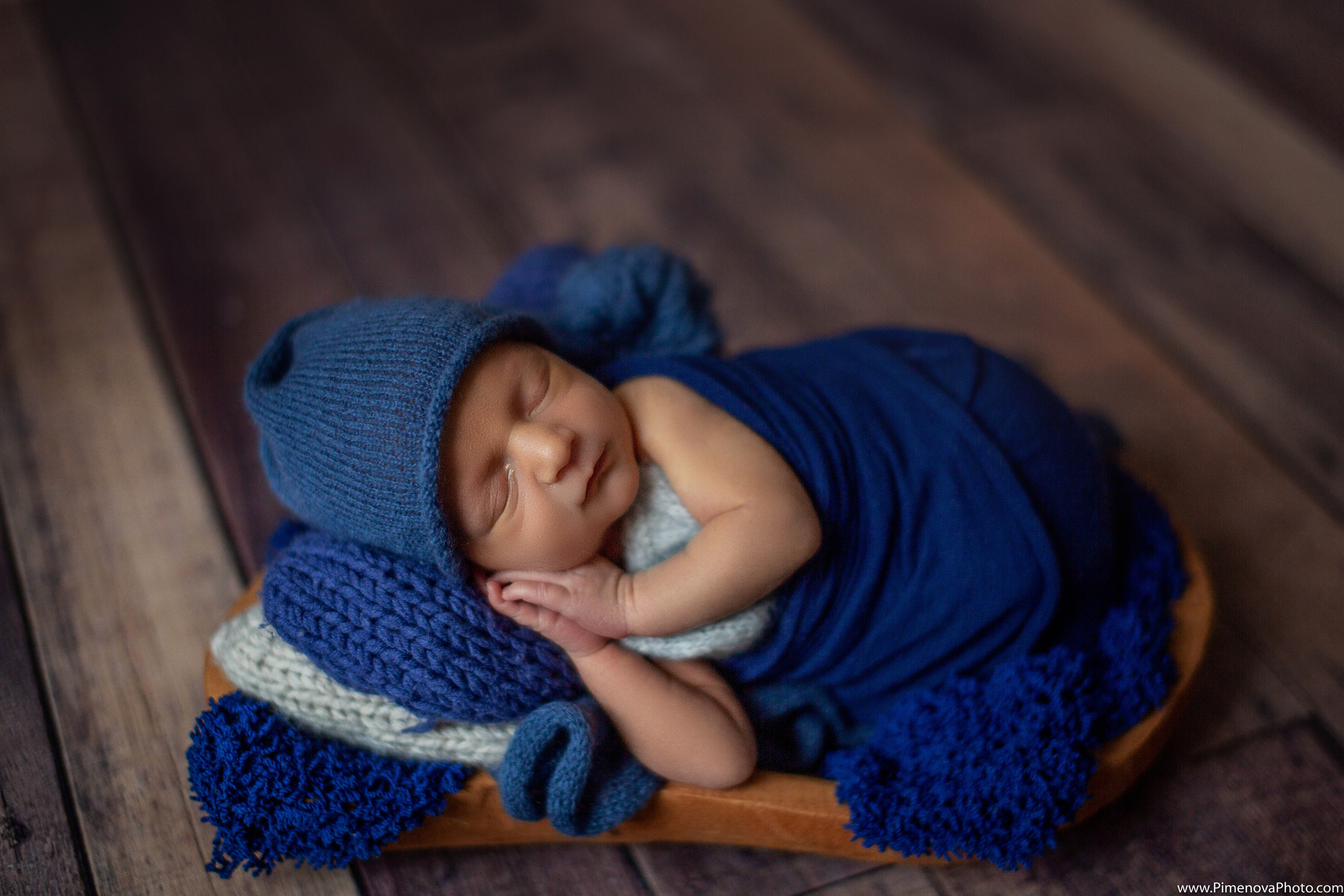 Новорождённые. Семейный и детский фотограф в Петрозаводске