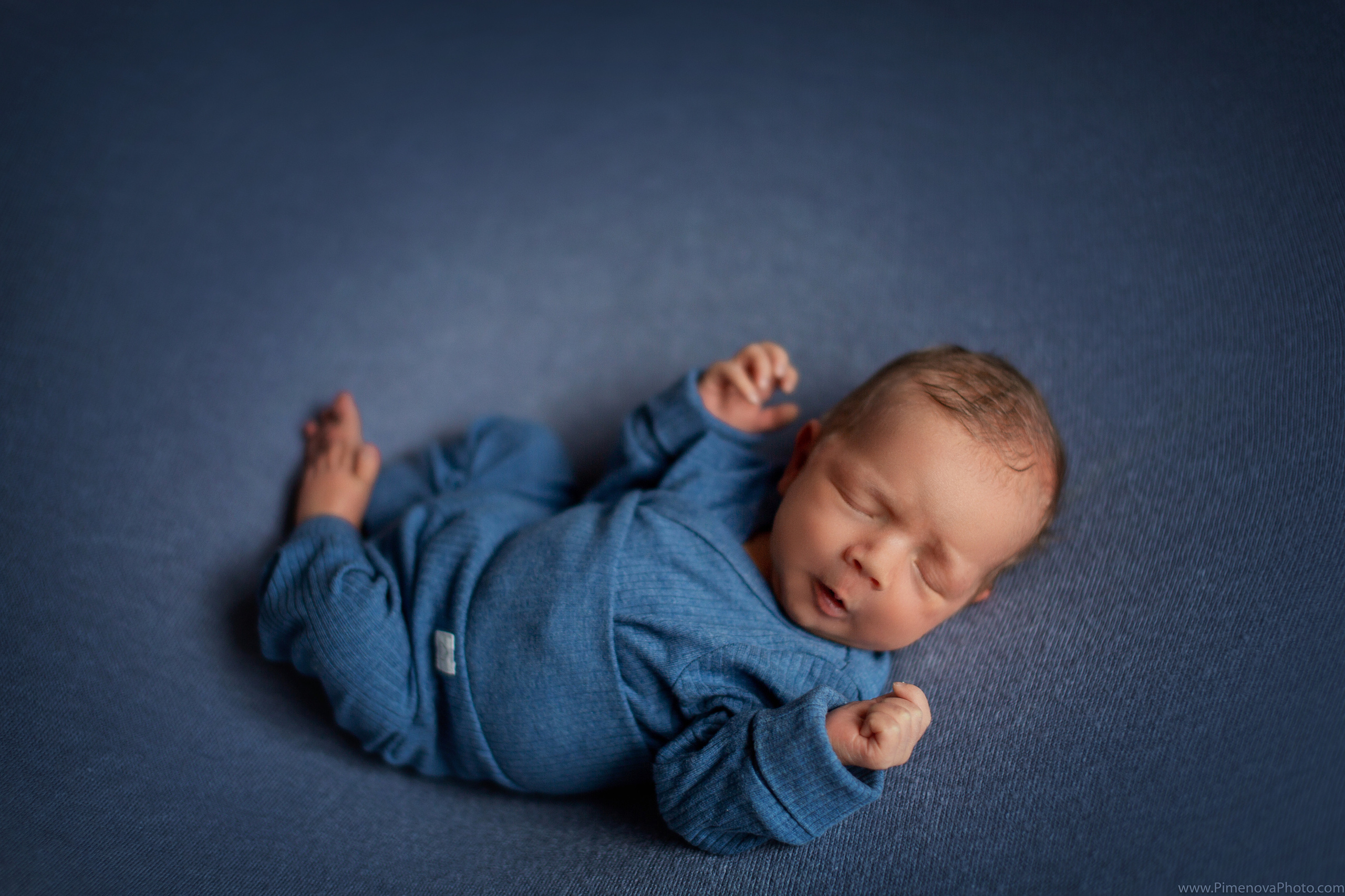 Новорождённые. Семейный и детский фотограф в Петрозаводске