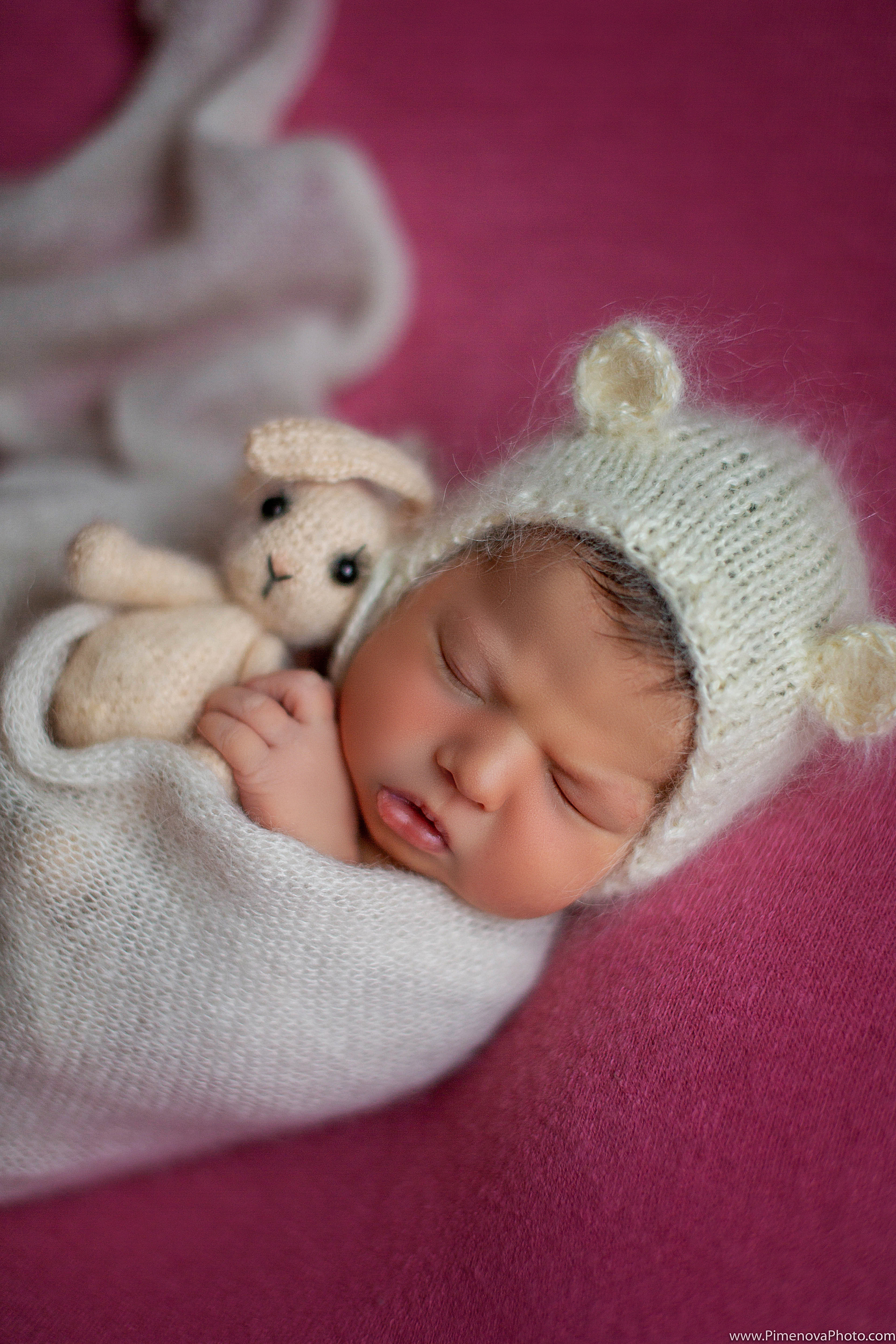 Новорождённые. Семейный и детский фотограф в Петрозаводске