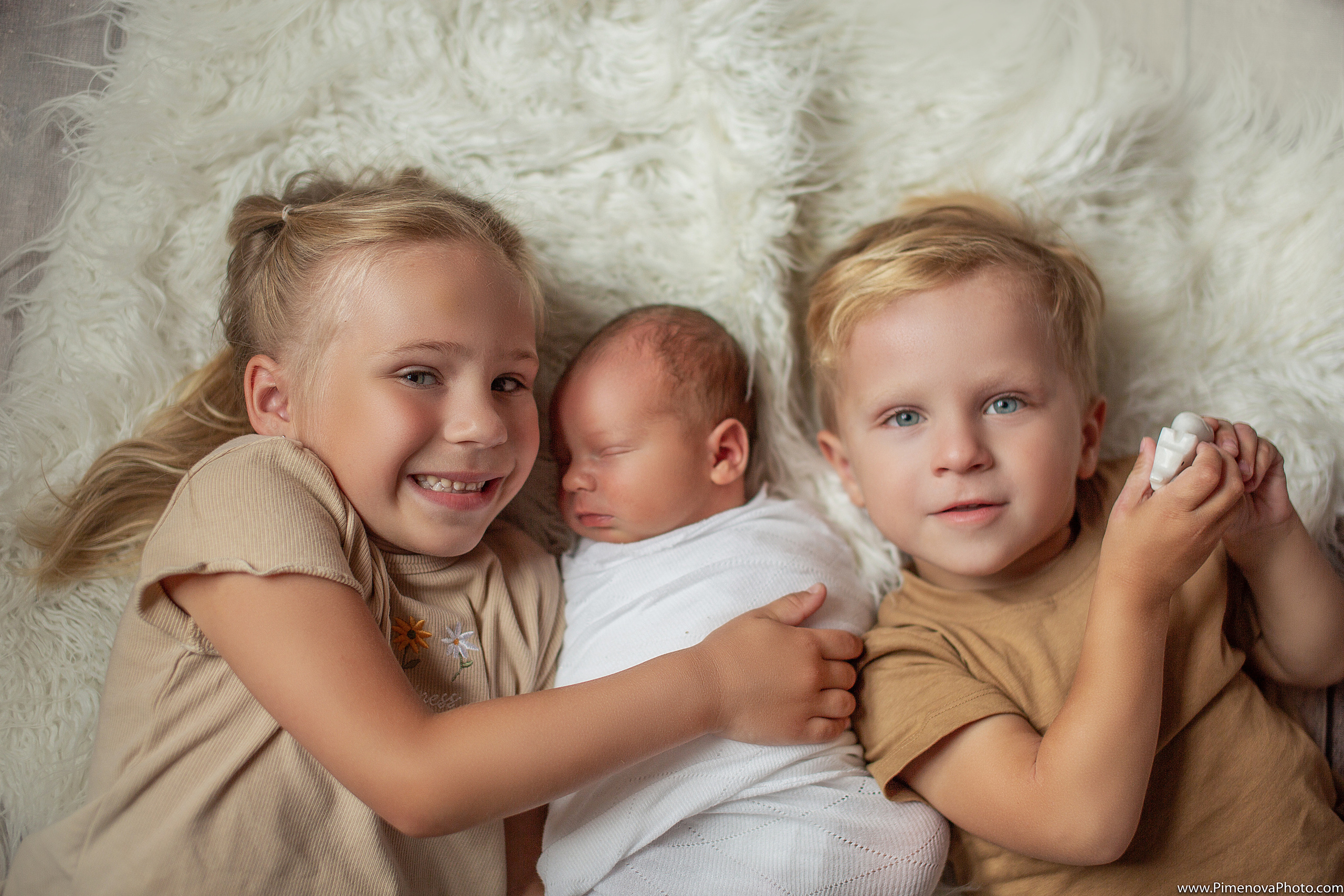 Новорождённые. Семейный и детский фотограф в Петрозаводске
