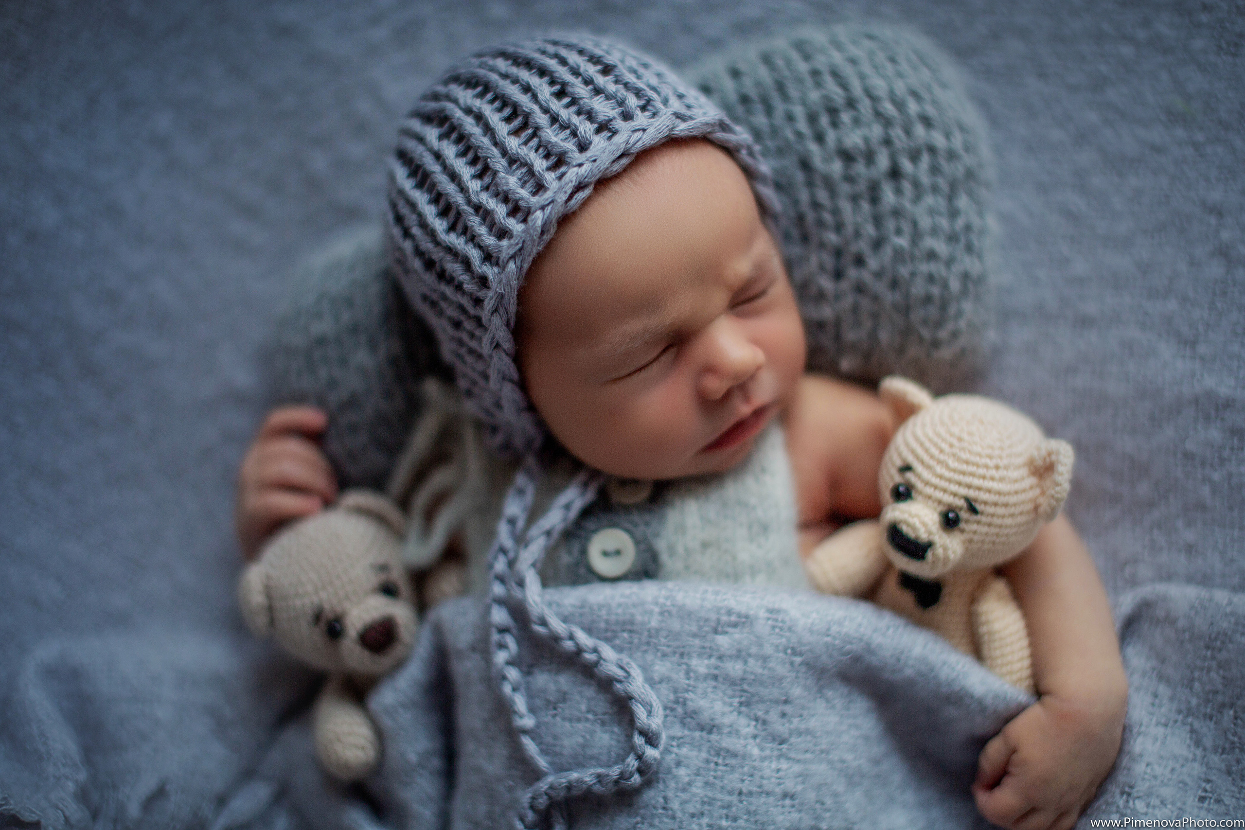 Новорождённые. Семейный и детский фотограф в Петрозаводске