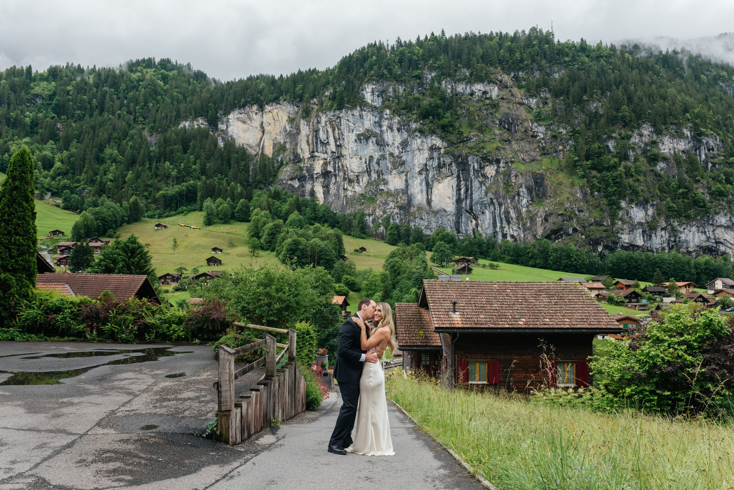 Mary & Danny (Lautebrunnen, Suisse). Photographe en Suisse et en Europe Anna Alekseenko