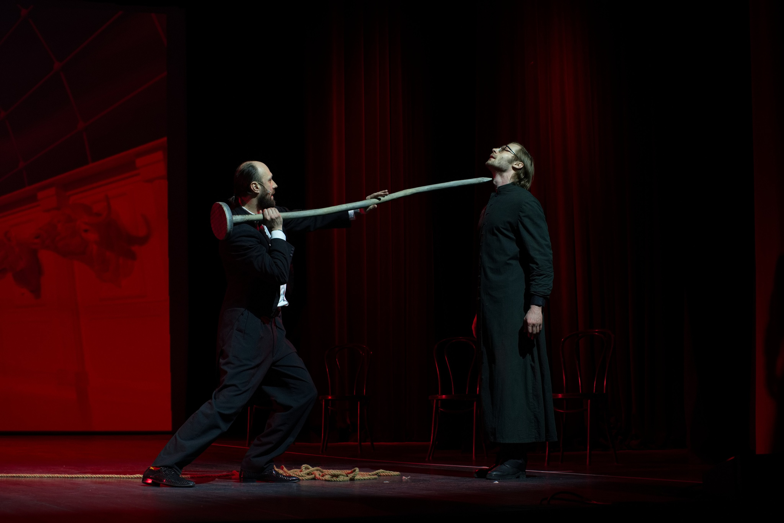 Театр И-Он, Мюнхгаузен. Семейный и детский фотограф Антон Зорин