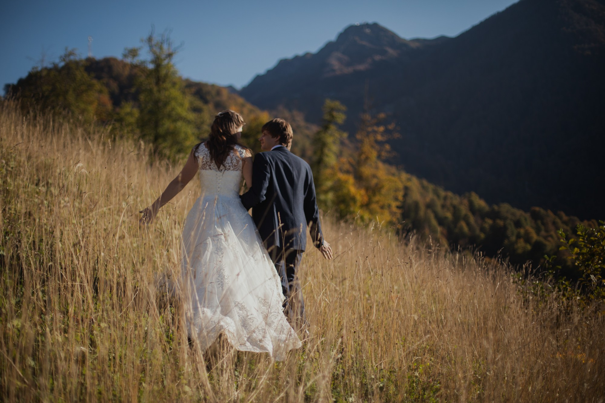 Свадебная прогулка Владимира и Ольги. Красная Поляна. Репортажный и постановочный Наталья Санникова