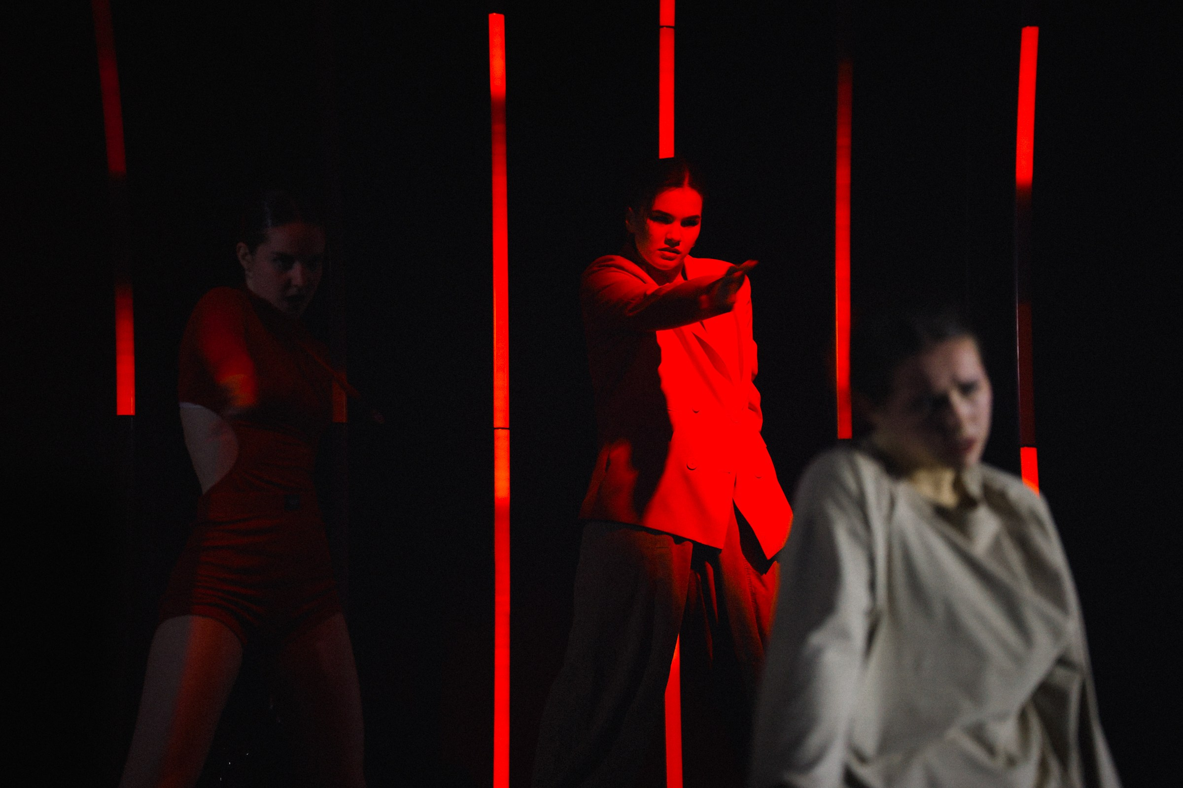 /РЕПОРТАЖ/ Танцевальное Шоу «ОНА». Свадебный фотограф Великий Новгород Станислав Кособудский