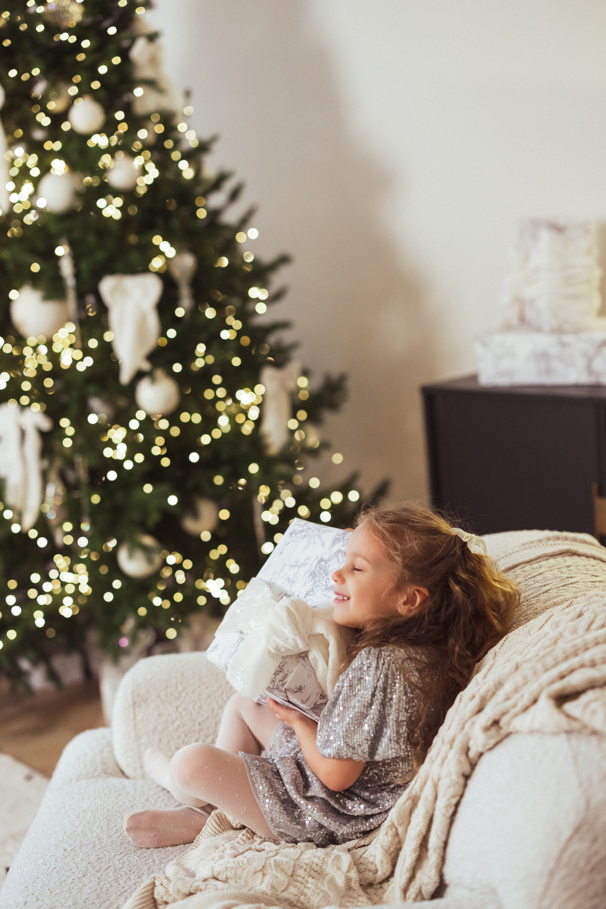 Семейная новогодняя фотосессия в фотостудии «Париж», г Краснодар. Семейный и детский фотограф в Краснодаре Анна Трашкова