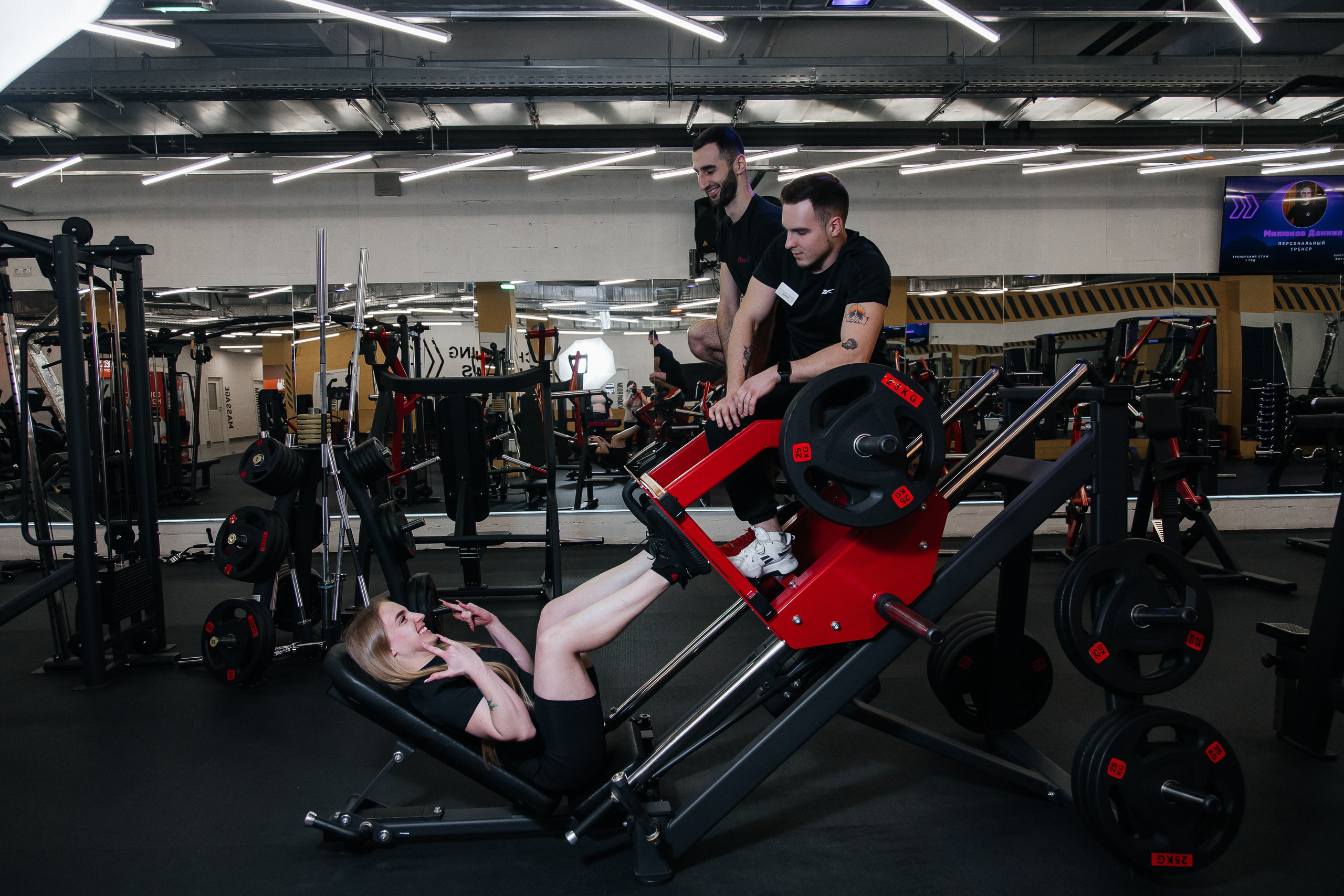 Тренажерный зал. Креативный и женский Фотограф Омске Наталья Лебедева