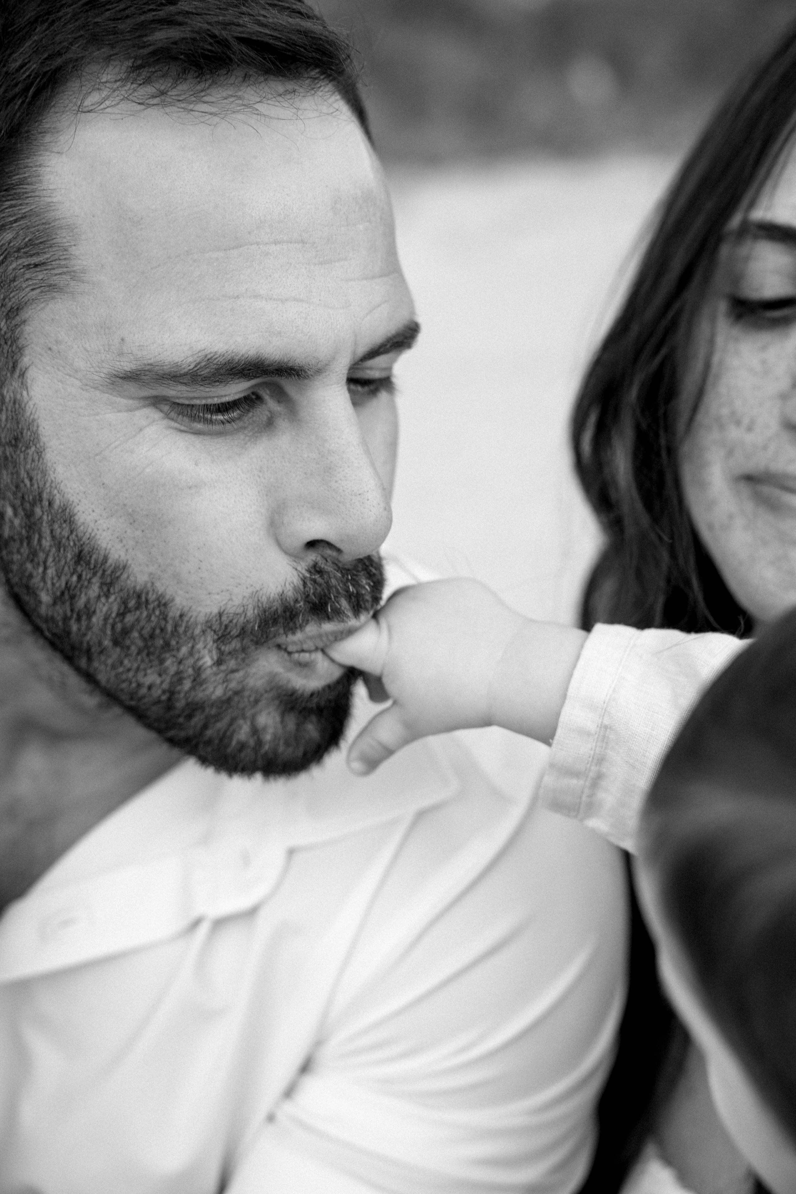 First year family photos near the sea. Главная