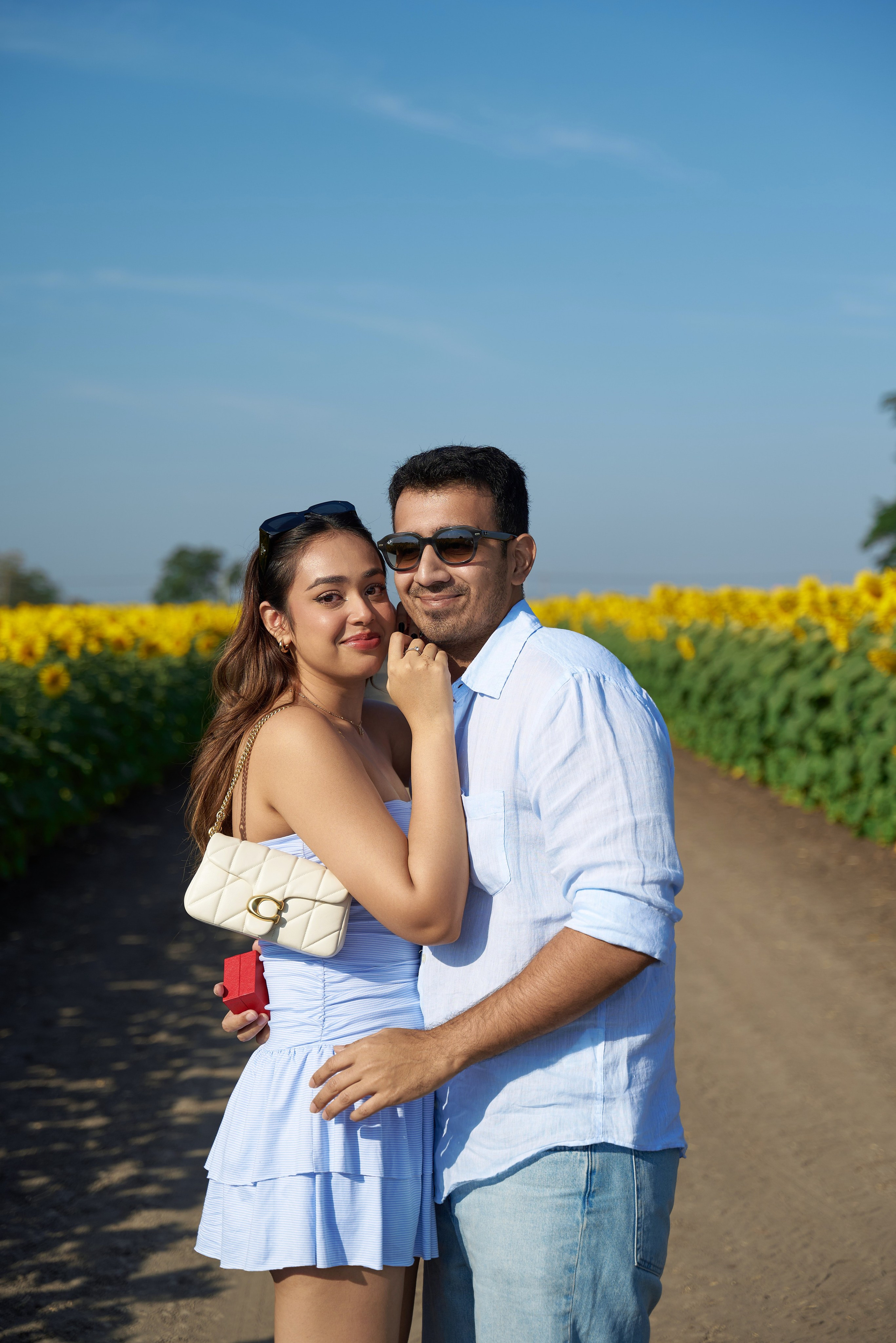 Love in the field. Photographer Bangkok — Pattaya | фотограф Бангкок — Паттайа