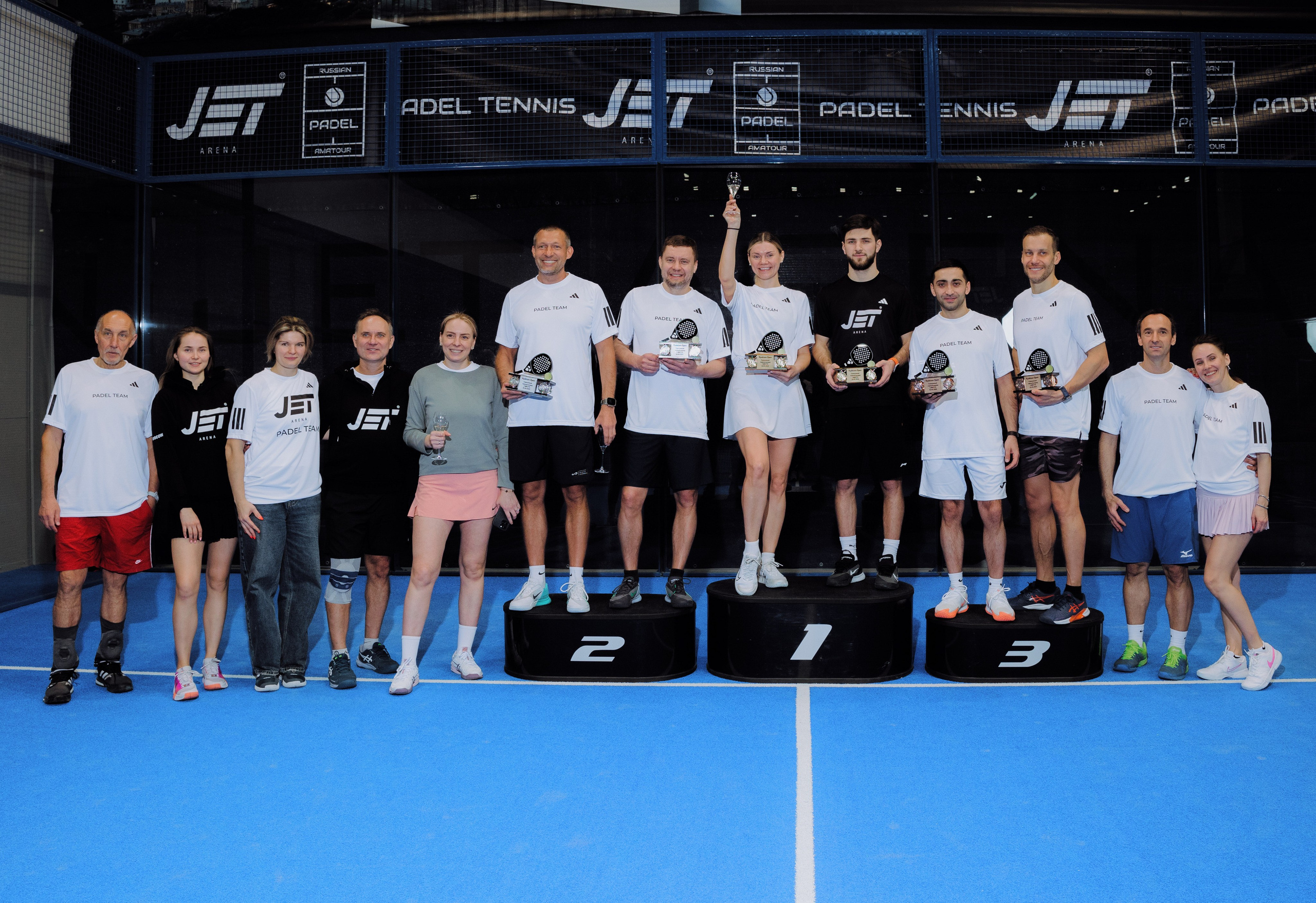 День Рождения. АНДРЕЙ ШИРКАЛИН РЕПОРТАЖНЫЙ ФОТОГРАФ МОСКВА НА КОРПОРАТИВ, ДЕНЬ РОЖДЕНИЯ, БАНКЕТ, КОНФЕРЕНЦИЮ, ТИМБИЛДИНГ