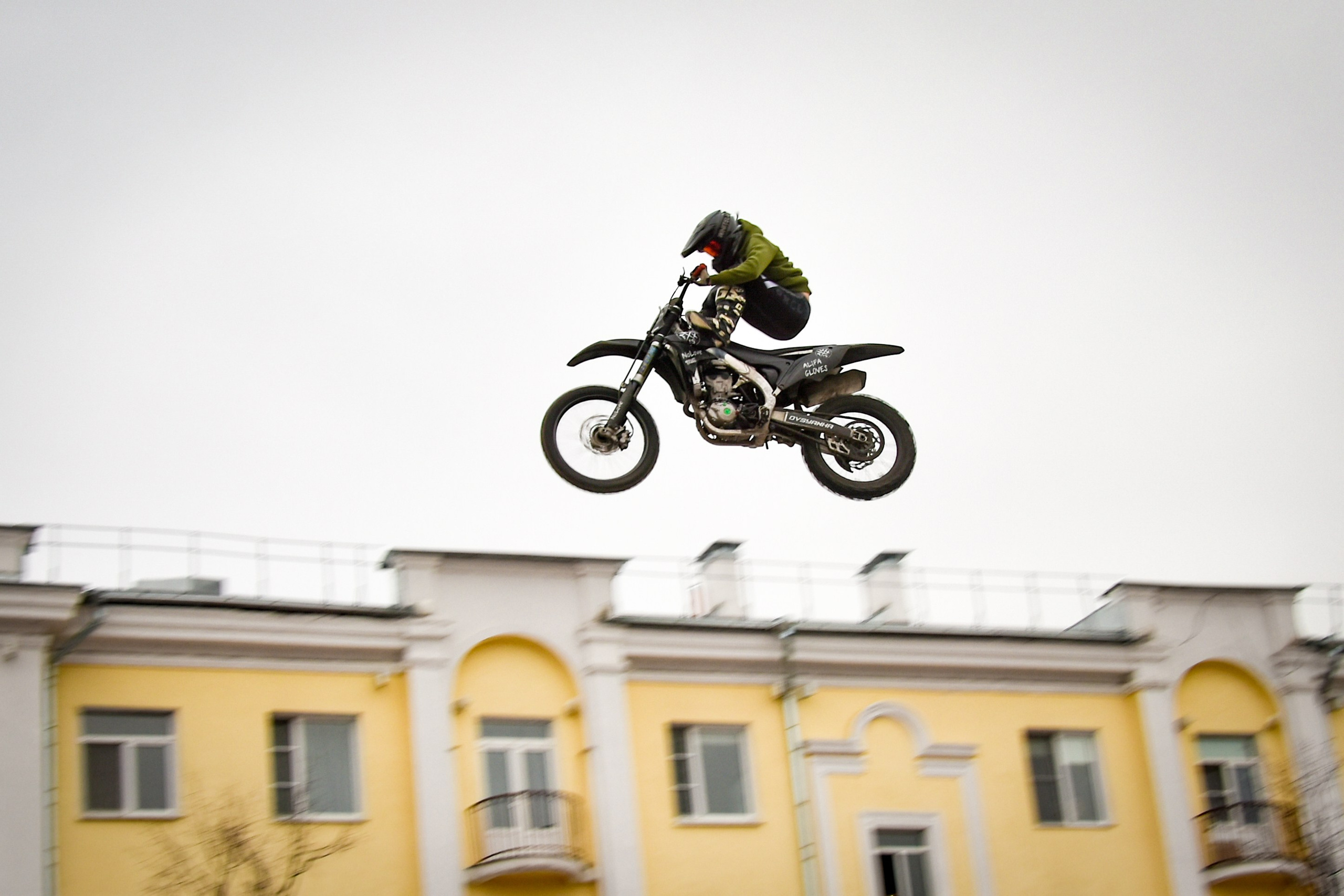 Мото-фристайл около Ледового — 06.01.2025. AlexFecto — галереи фотографий