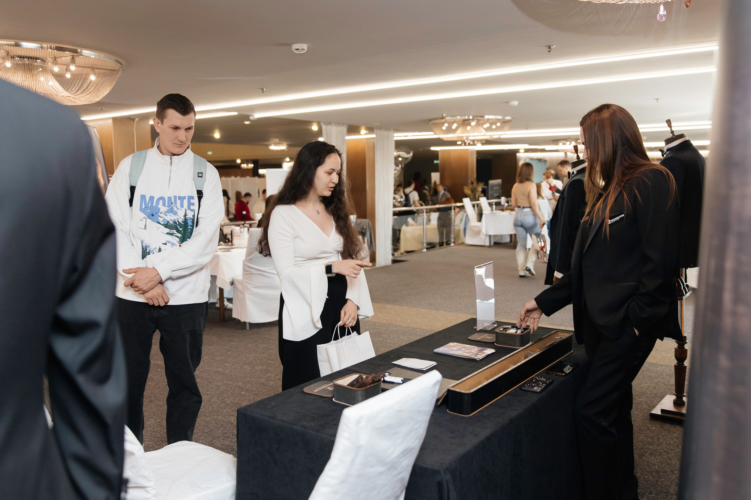 Свадебная выставка КОРОЛЕВСТВО СВАДЕБ. Фотограф в спб Александр Потапов