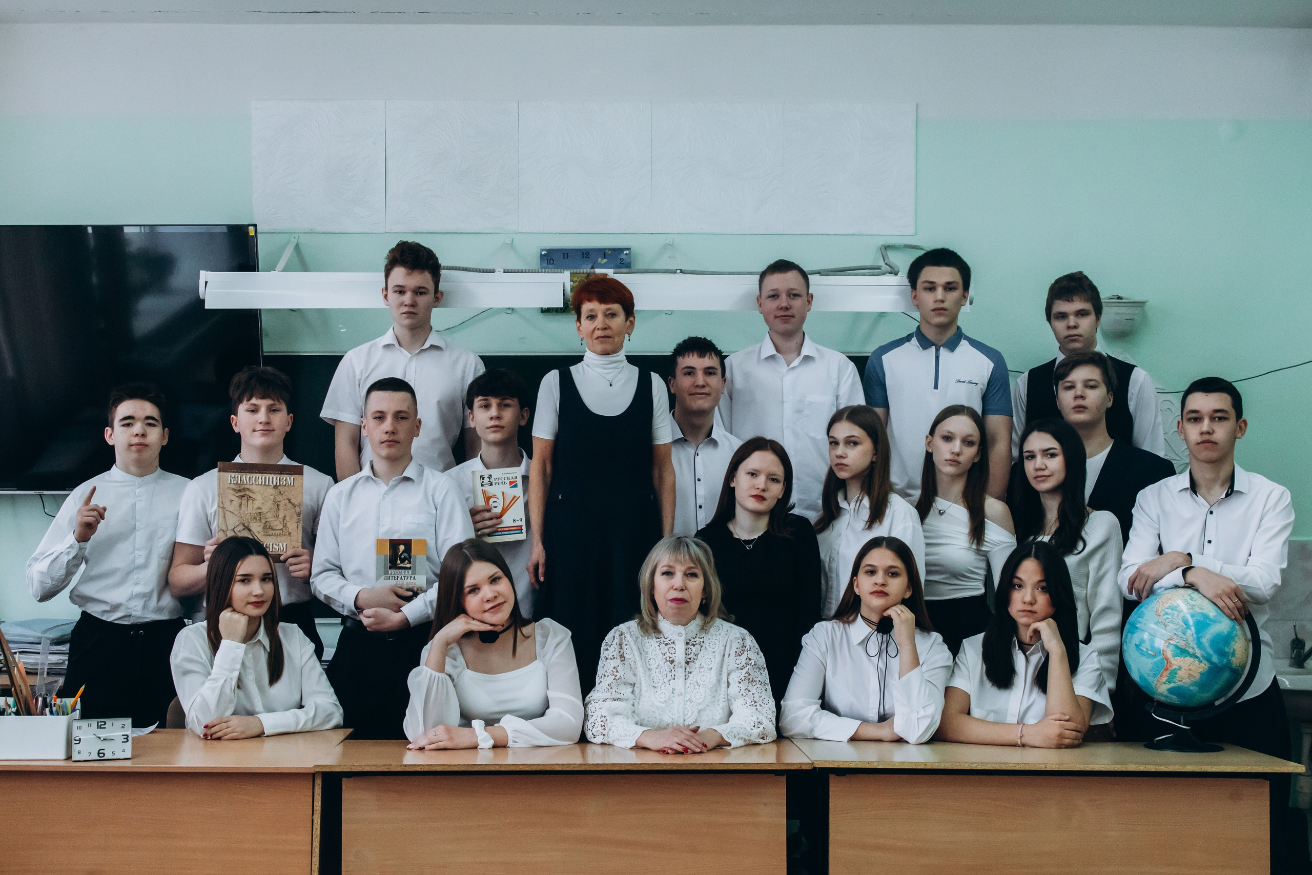 СОШ № 26 Тугулым 2025. Семейный фотограф Нижневартовск Тюмень Ефимова Ирина