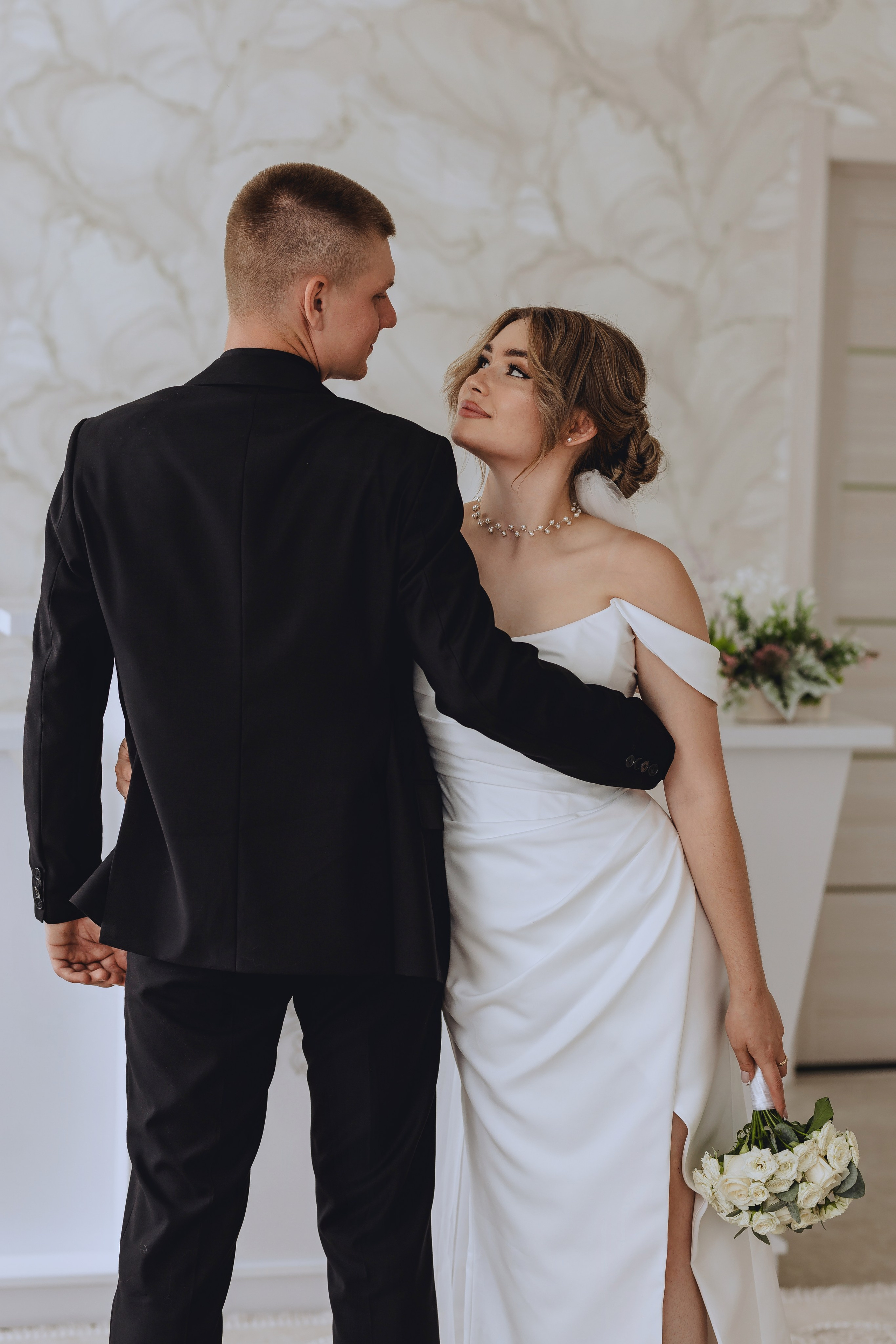 Владислав и Марина 28.08.2024. Фотограф Облучье