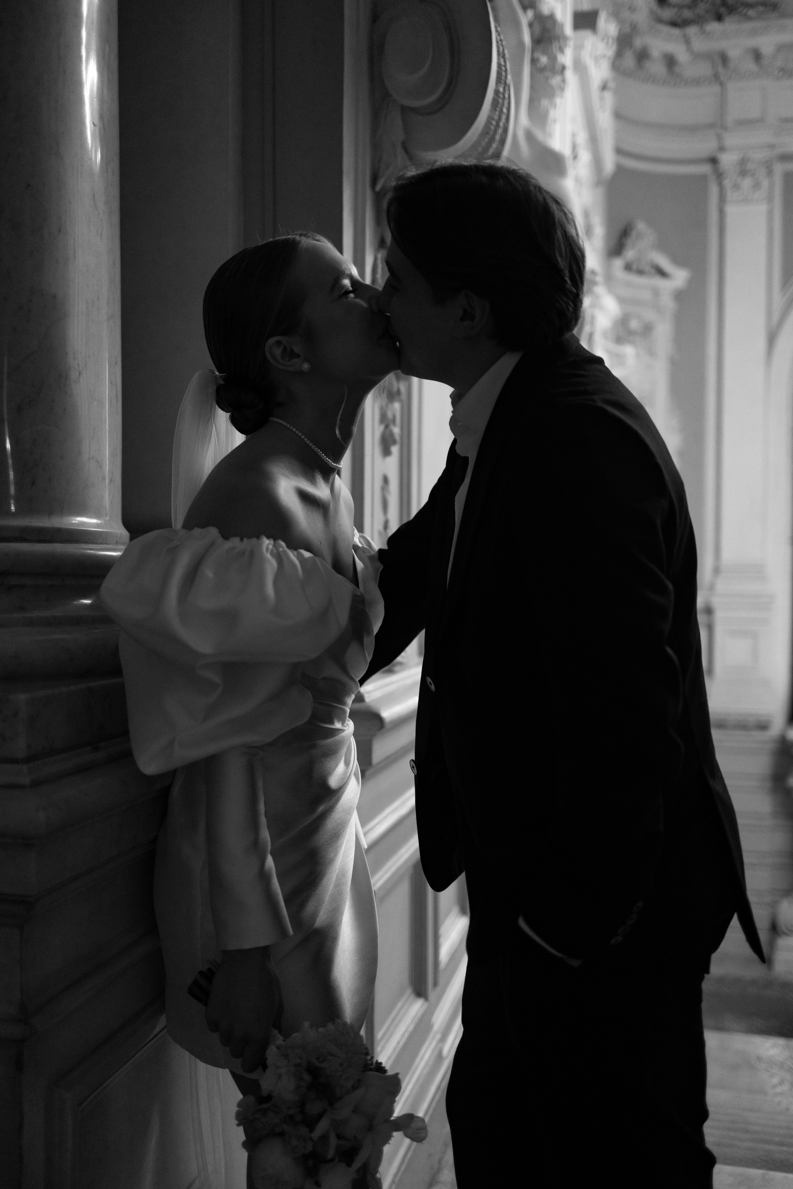 В Питере полюби