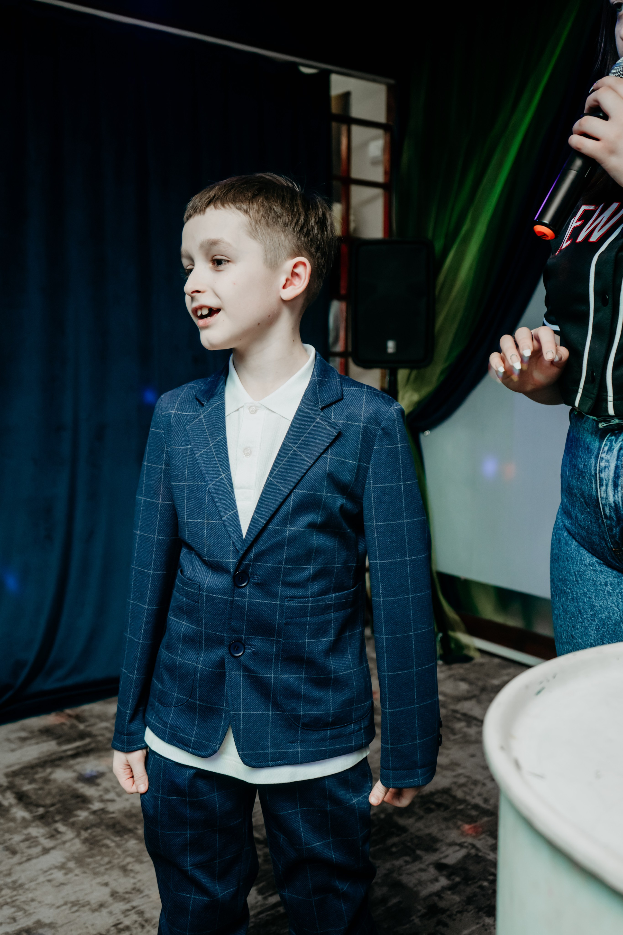 Детский фотограф в Улан-Удэ. сьемка утренников, школьных выпускных и детских праздников. Фотограф в Улан-Удэ. Свадебный фотограф в Улан-Удэ