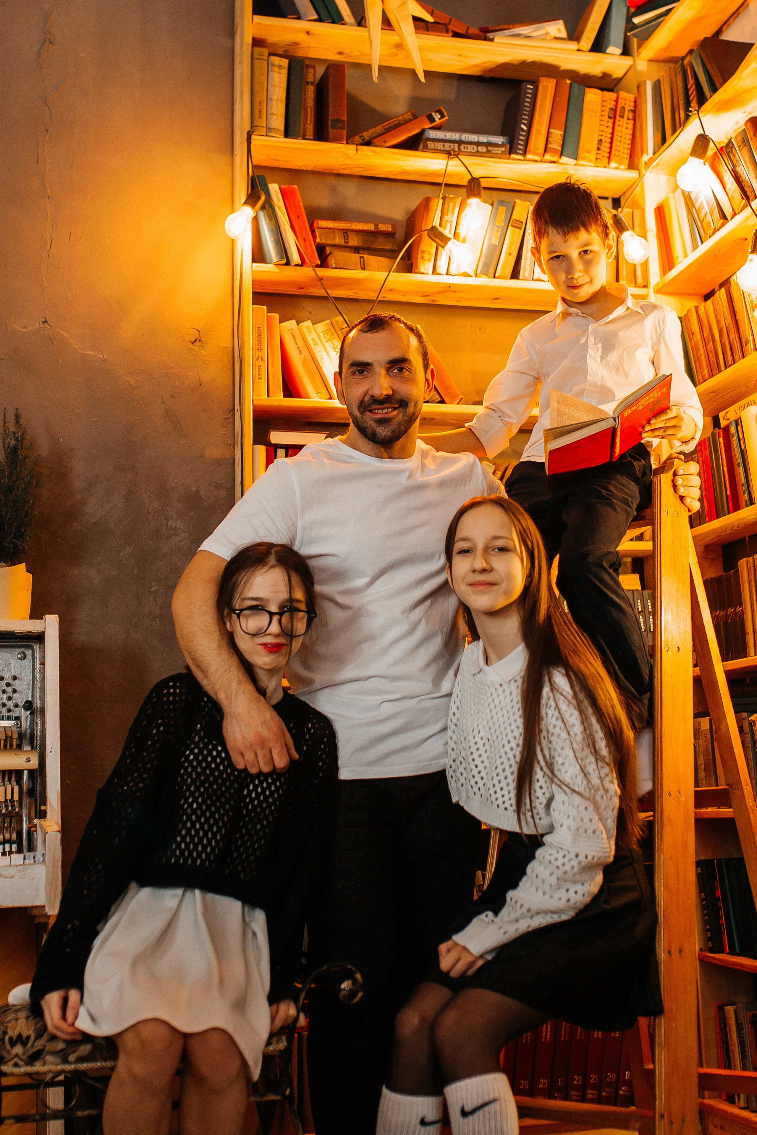 Дима, Лиза, Рита, Марк