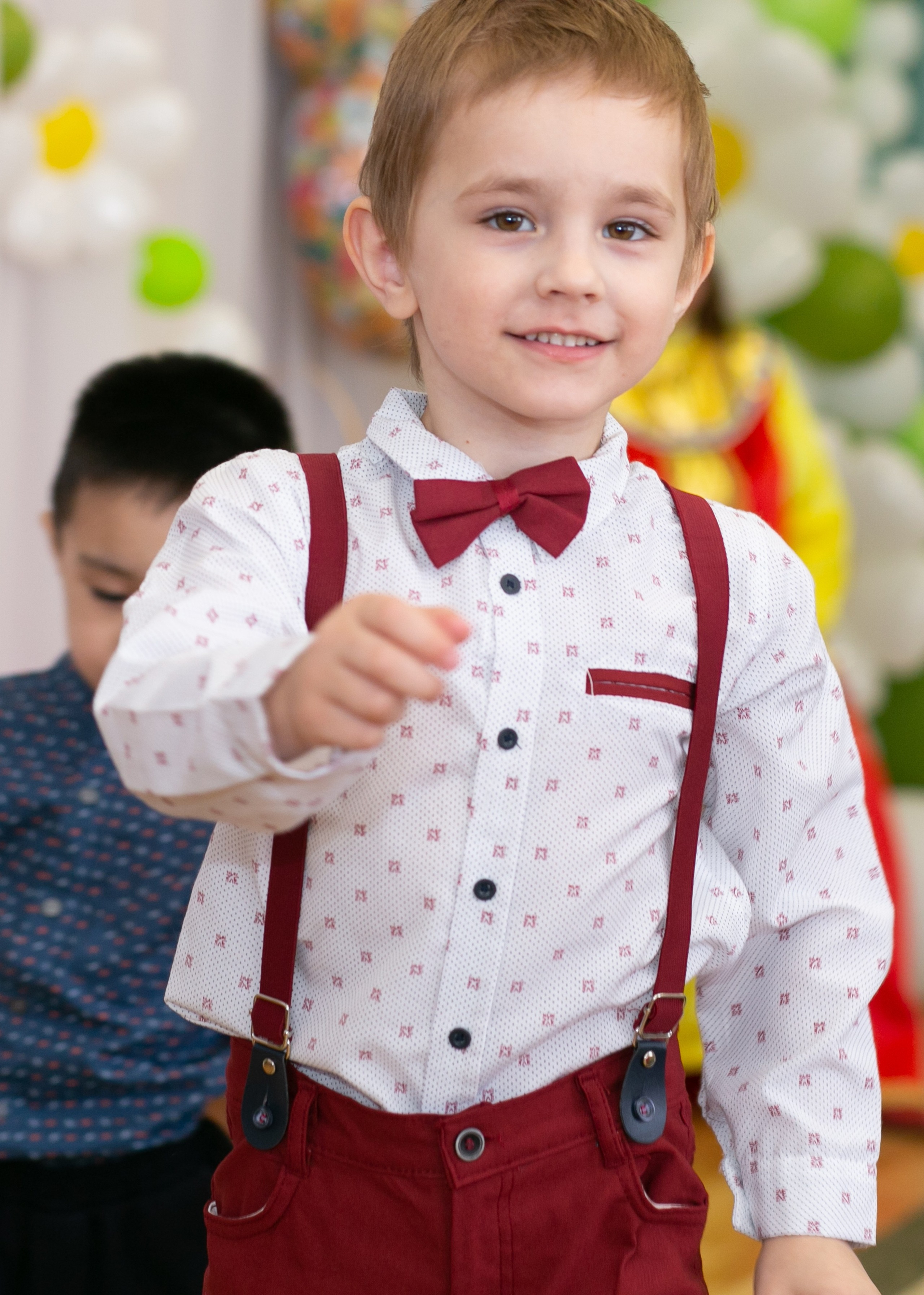 Выпускные и Утренники. Фотограф новорожденных и семейный фотограф НСО г. Бердск Марина Львова