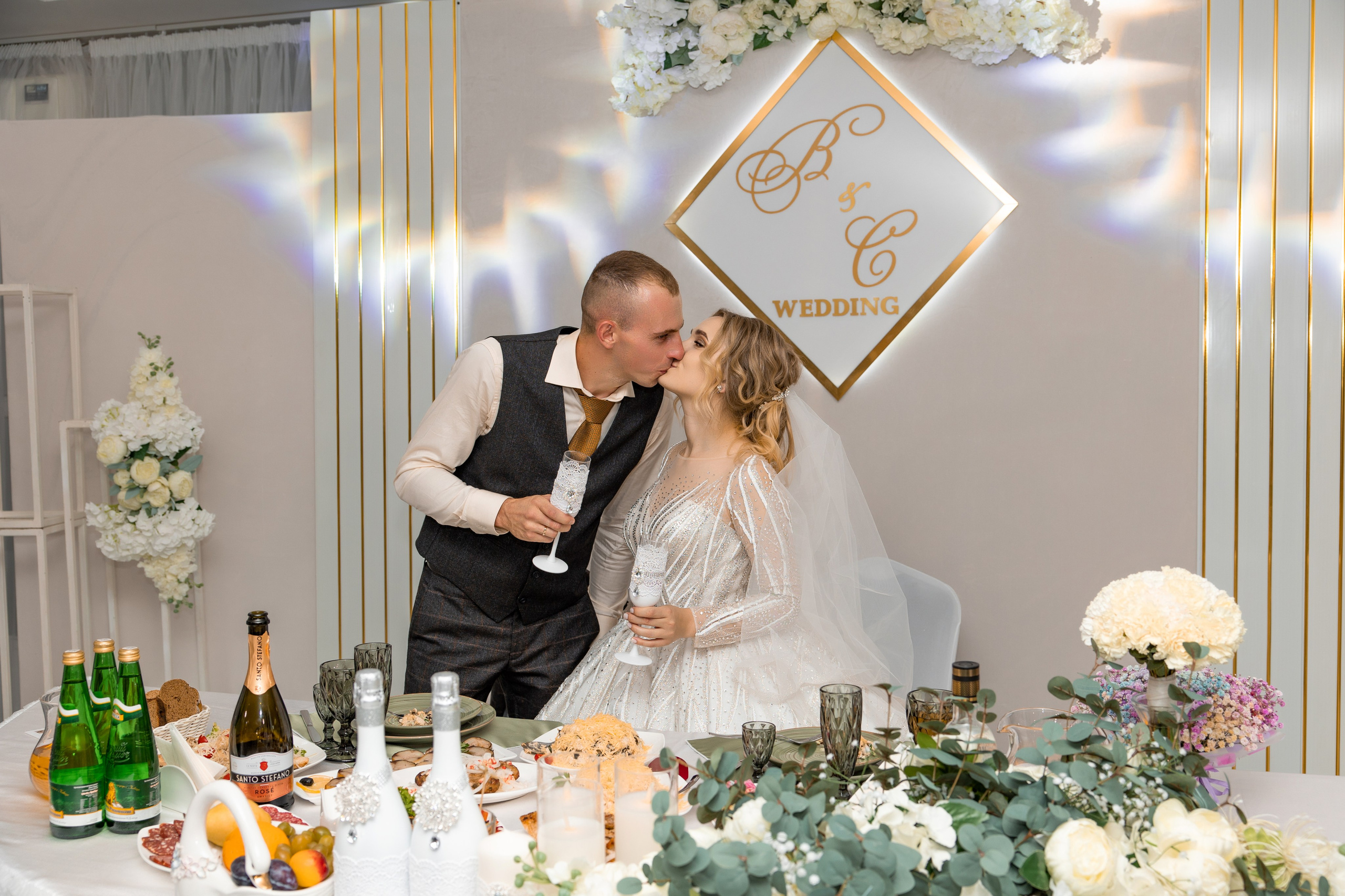 Виталий и Софья. Видеосьемка, фотосьемка свадеб, юбилеев, утренников в Краснодарском кр